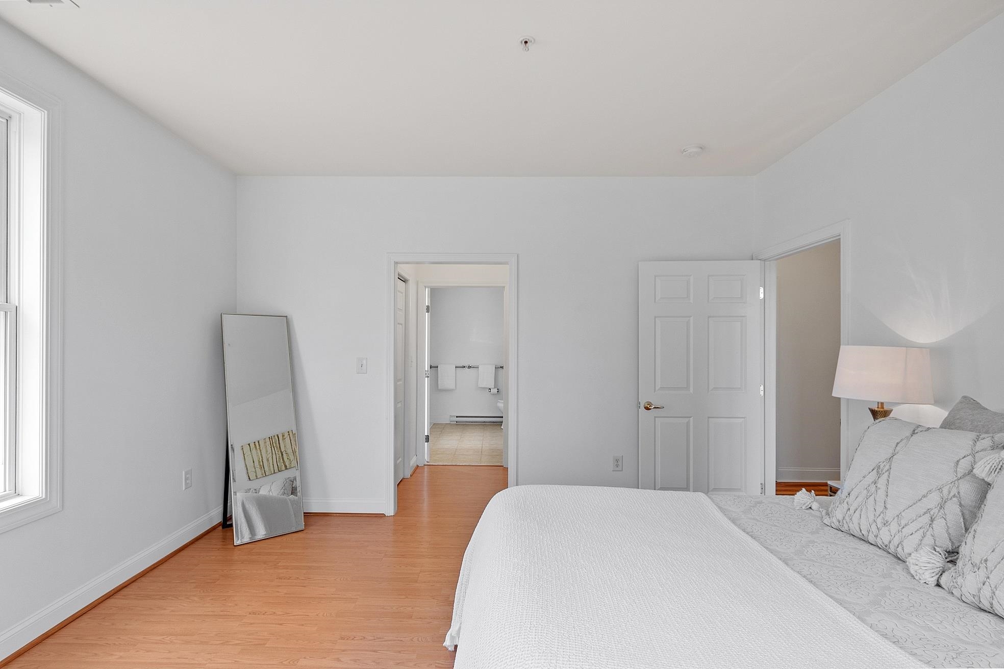 property viewer photo 30