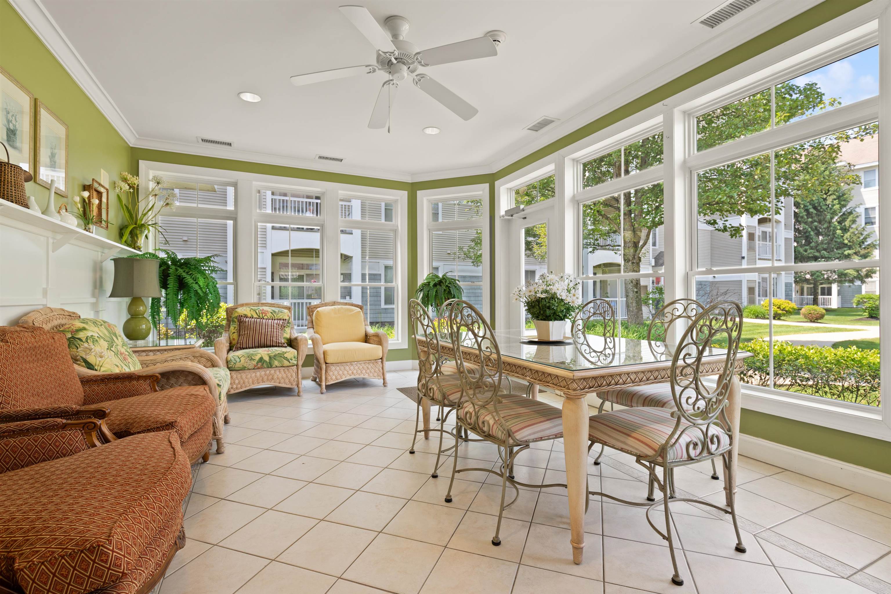 property viewer photo 35