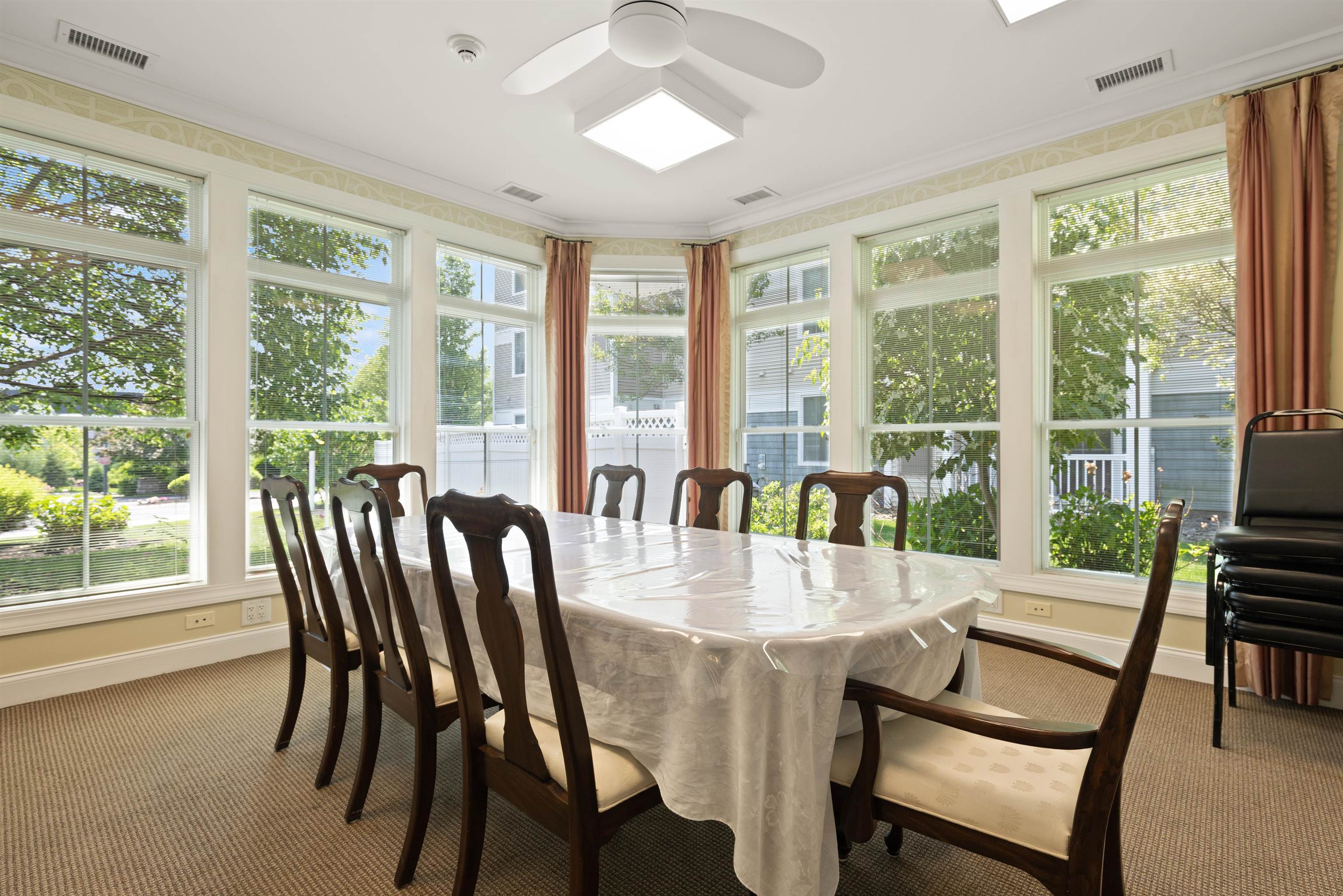 property viewer photo 38