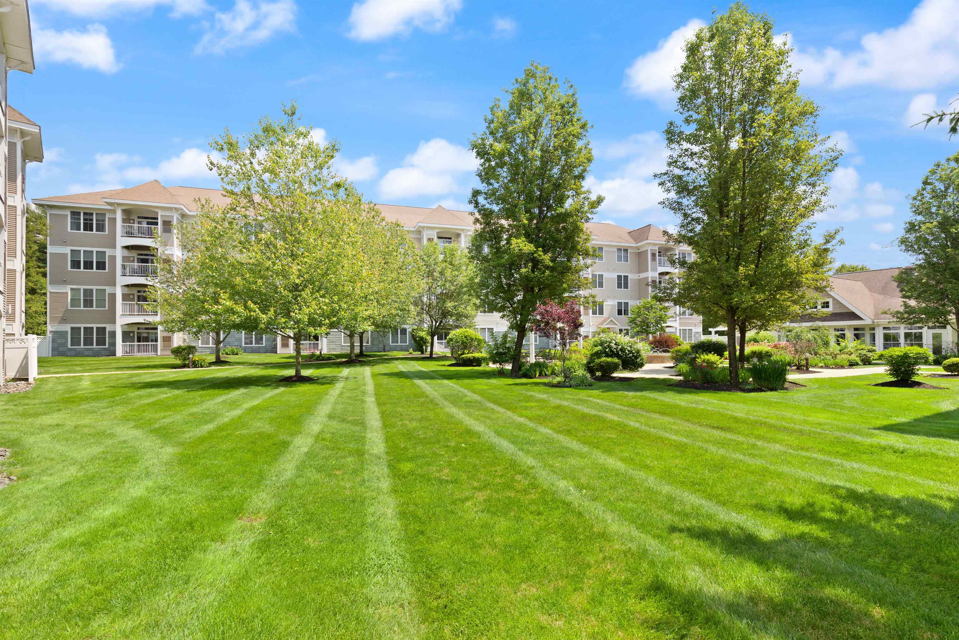 property viewer photo 42