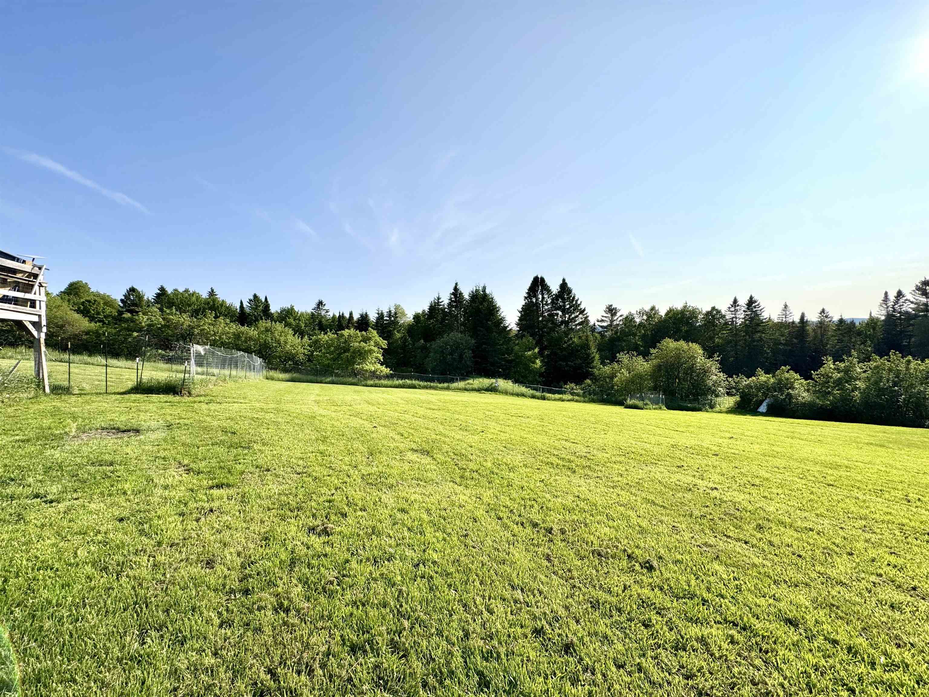 property viewer photo 22