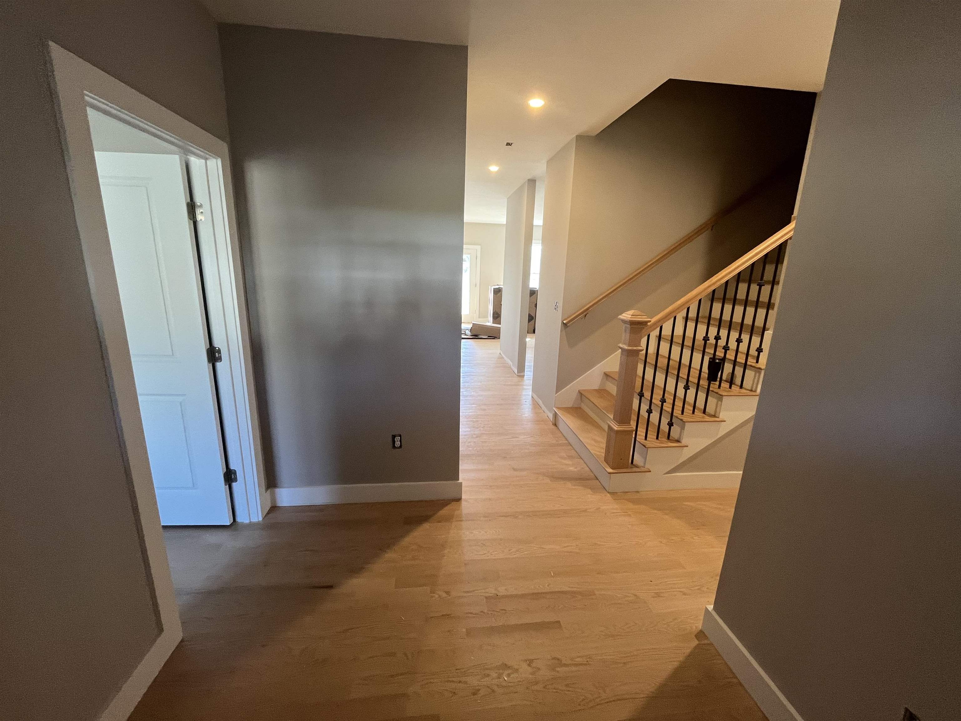 property viewer photo 3