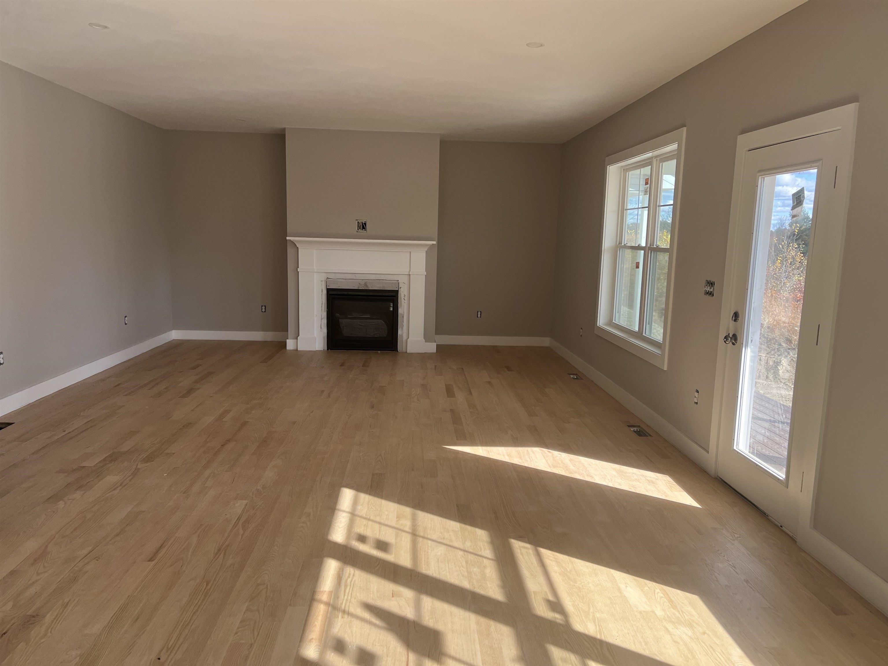 property viewer photo 4