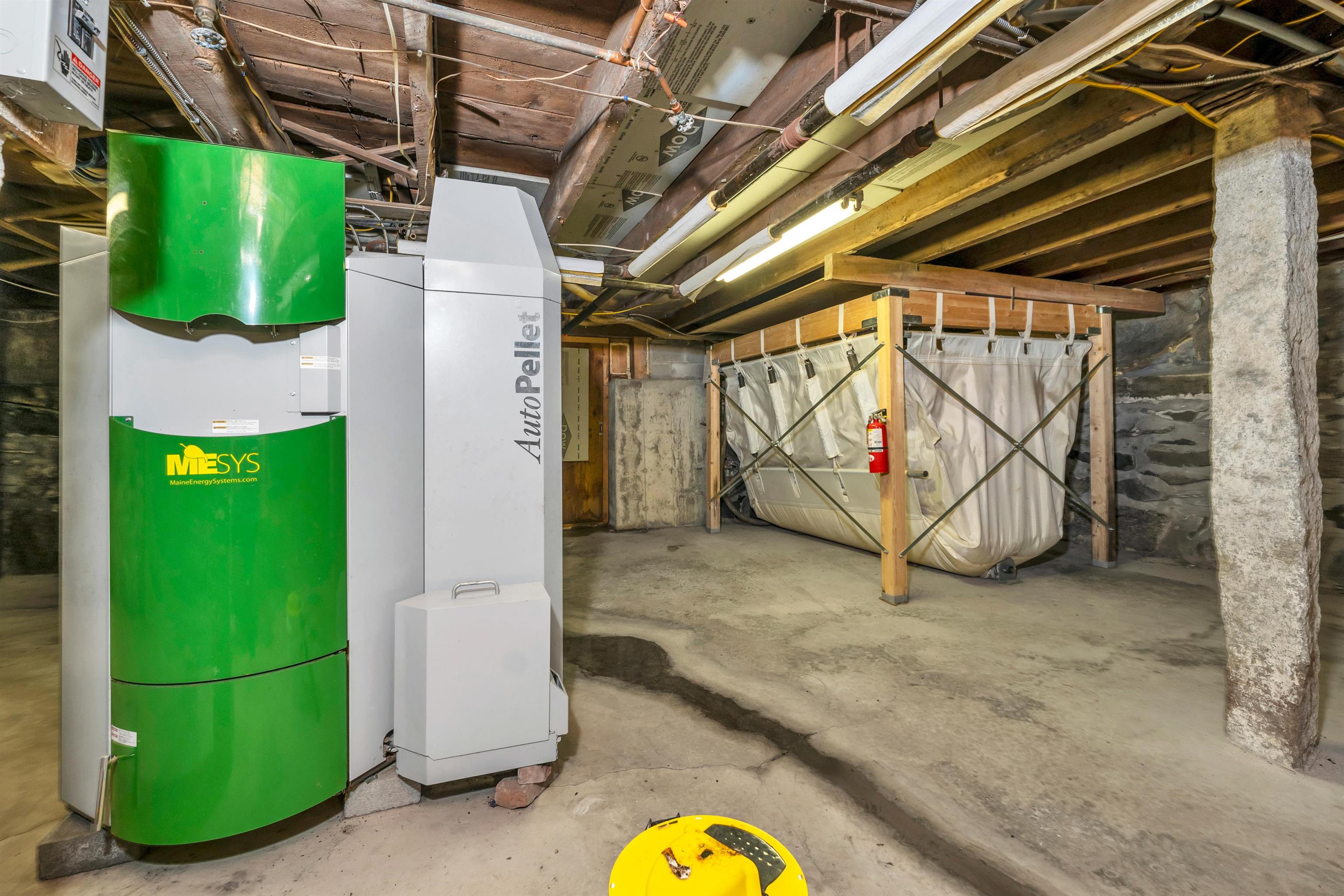 main property photo 59