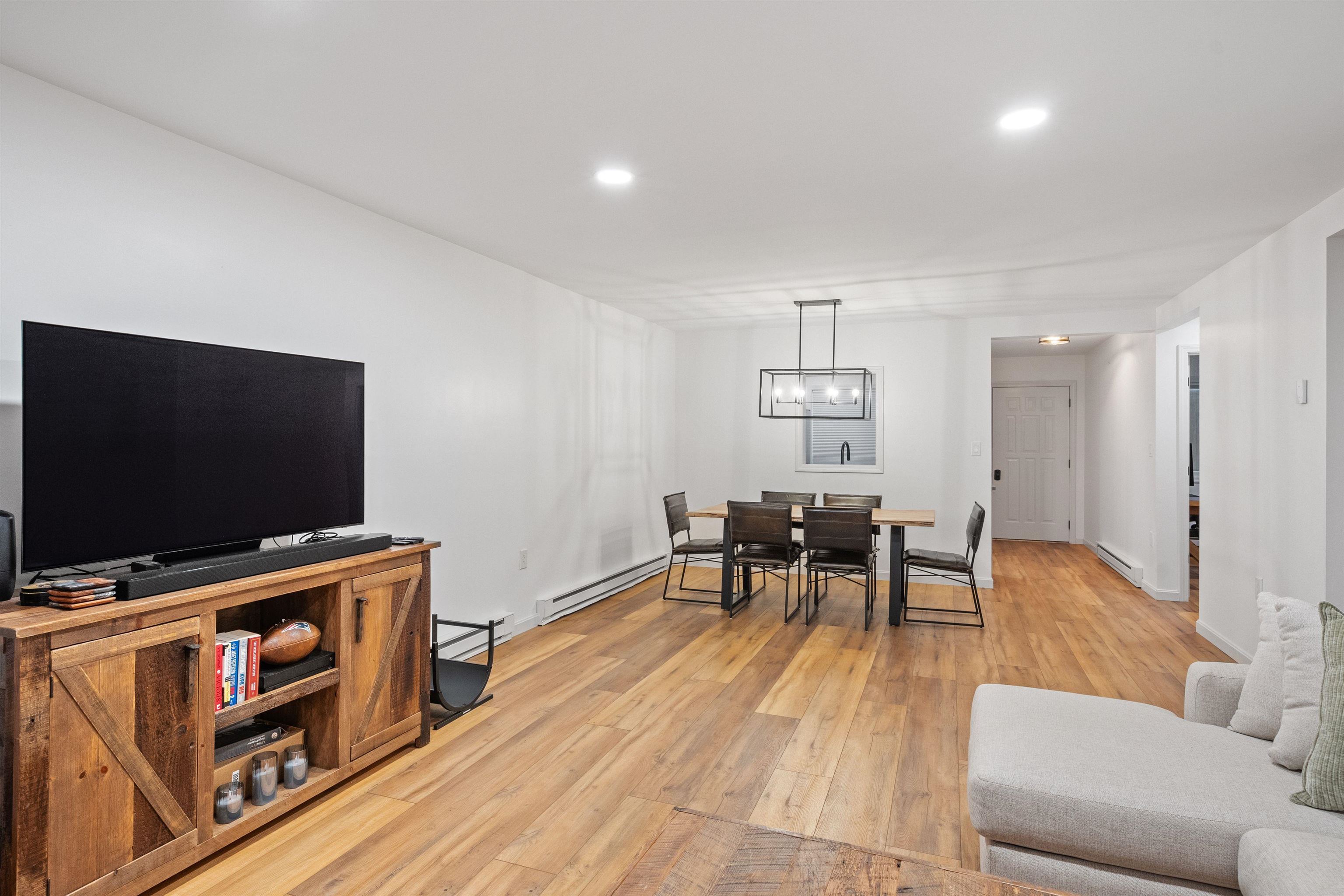 property viewer photo 10