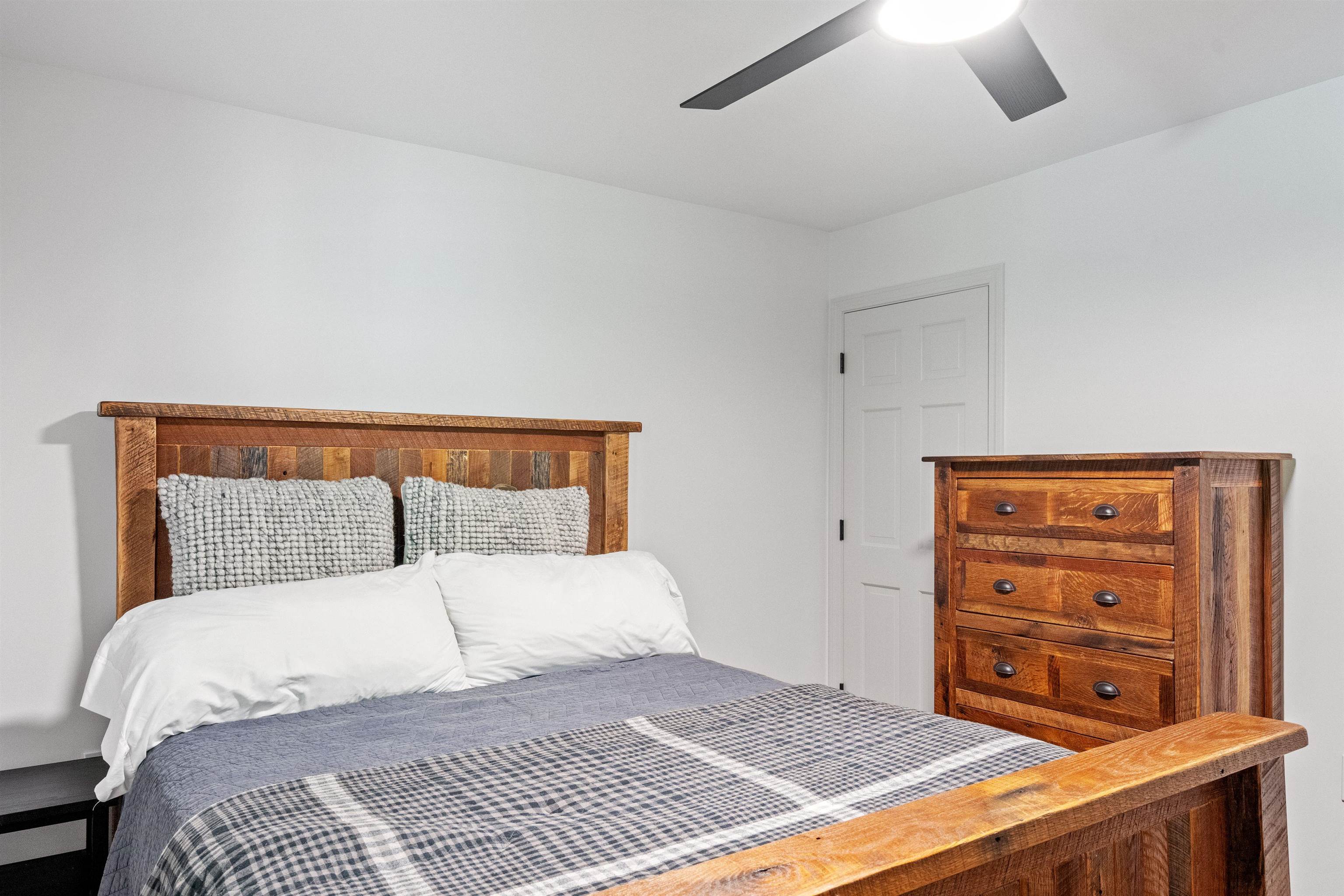 property viewer photo 18
