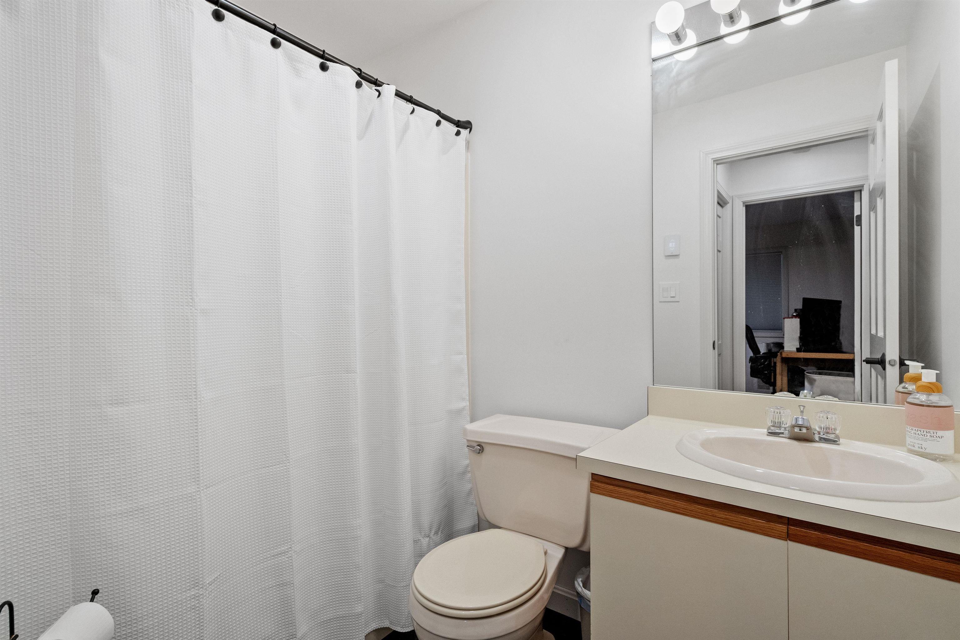 property viewer photo 19