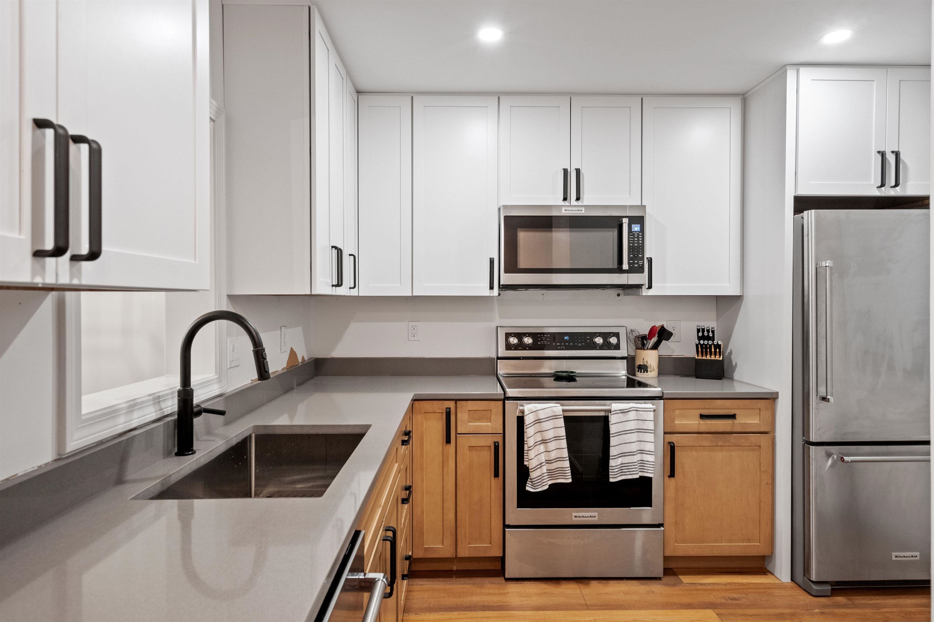property viewer photo 2