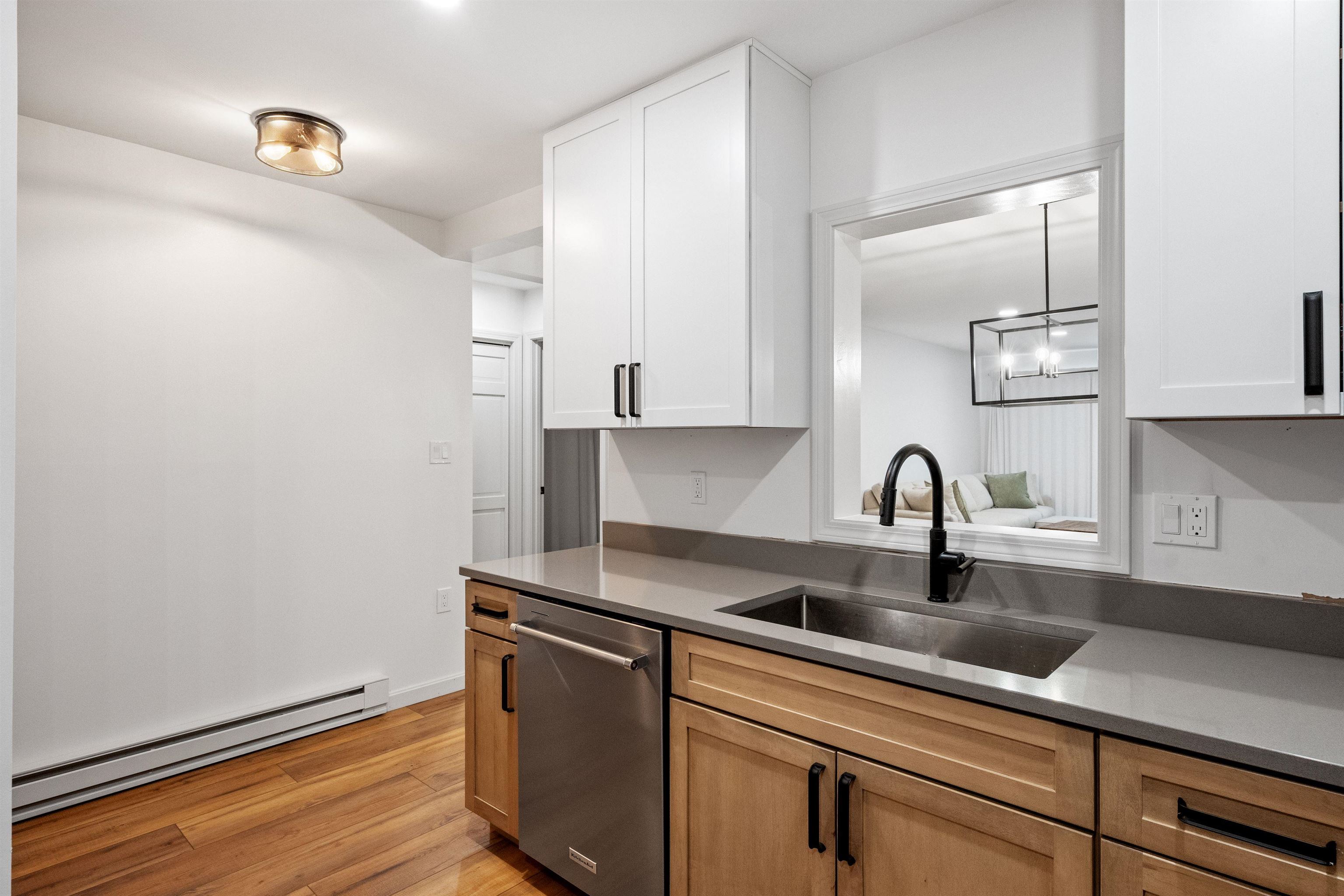 property viewer photo 3