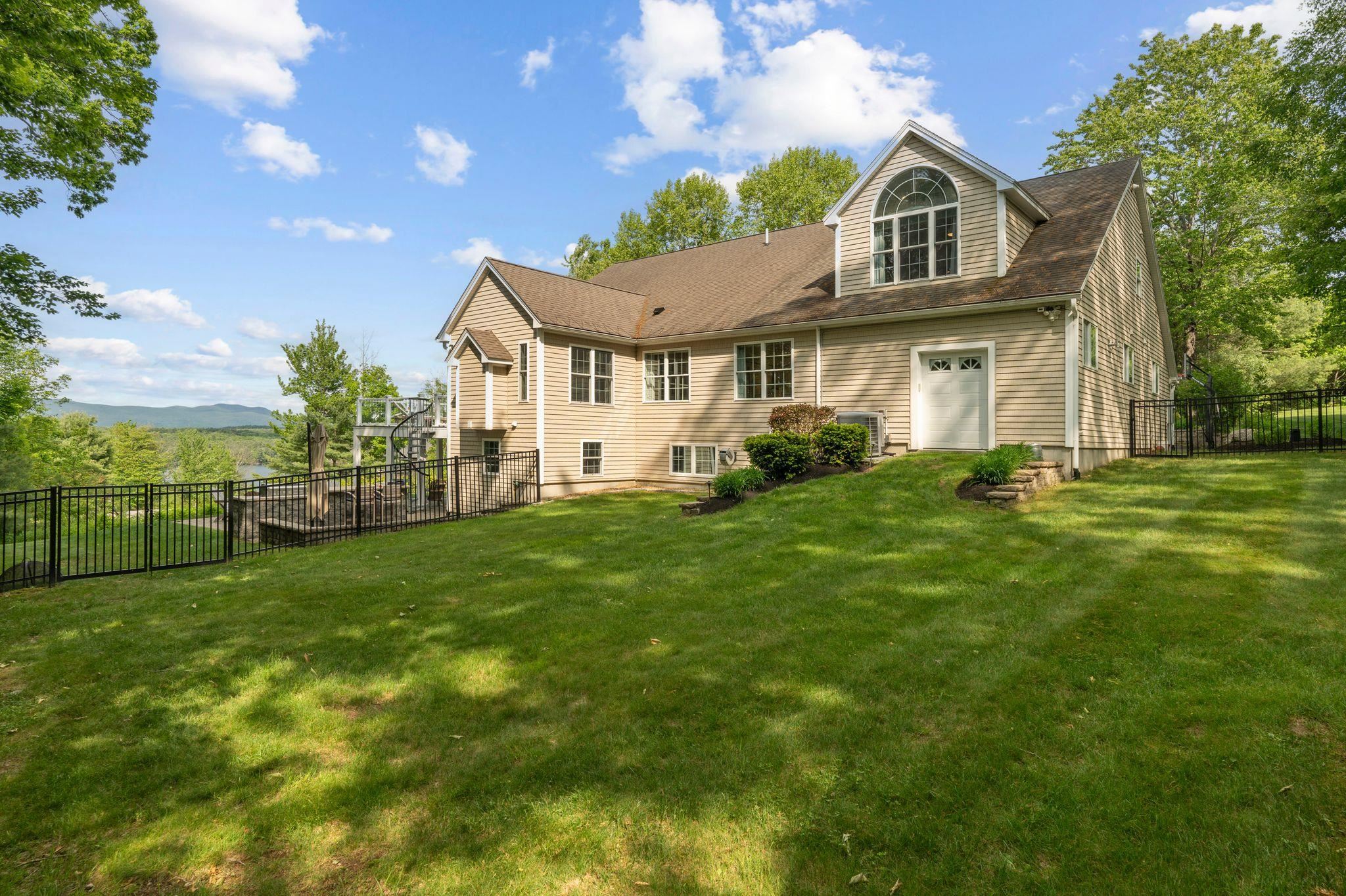 property viewer photo 24