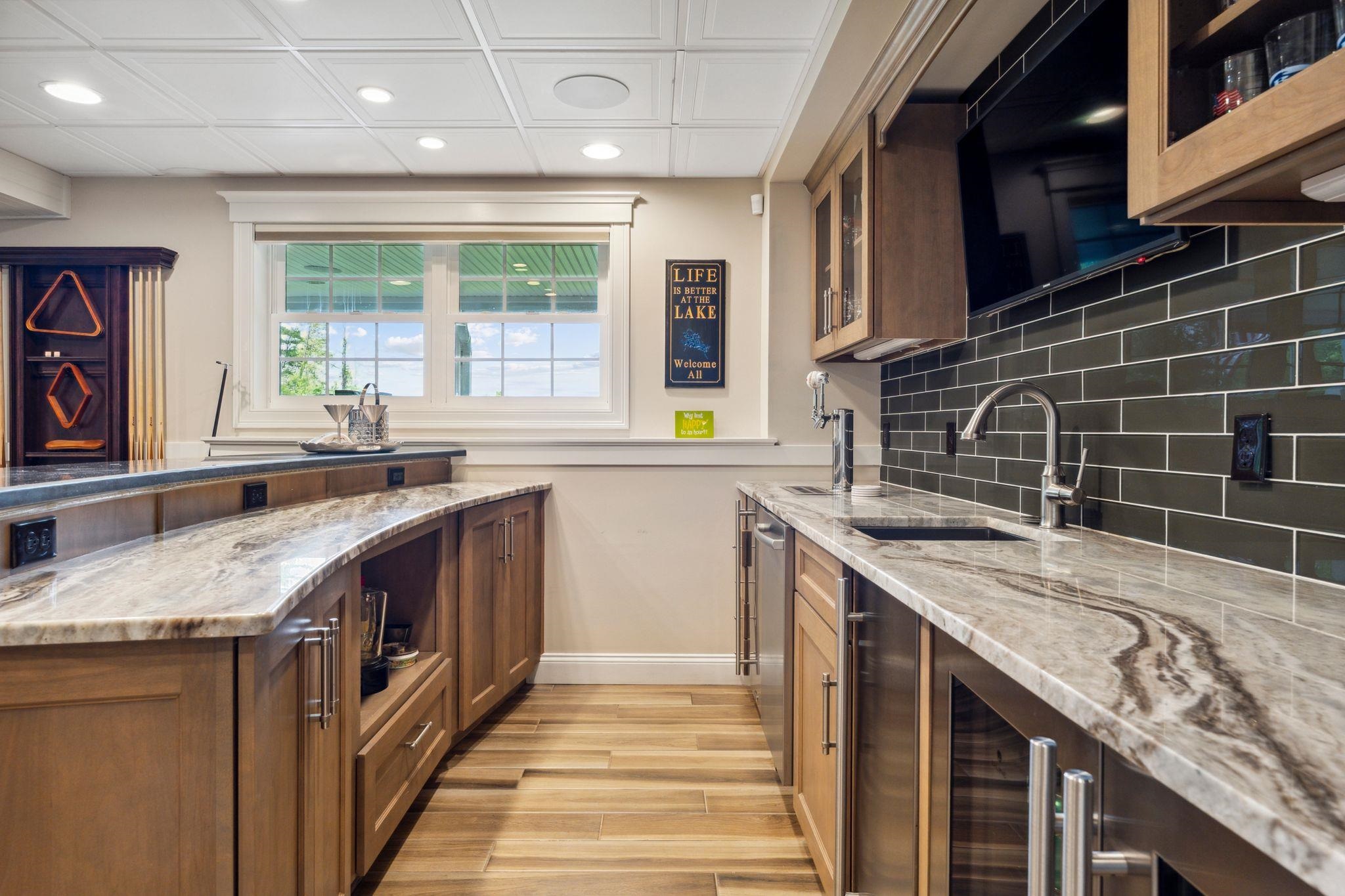 property viewer photo 36
