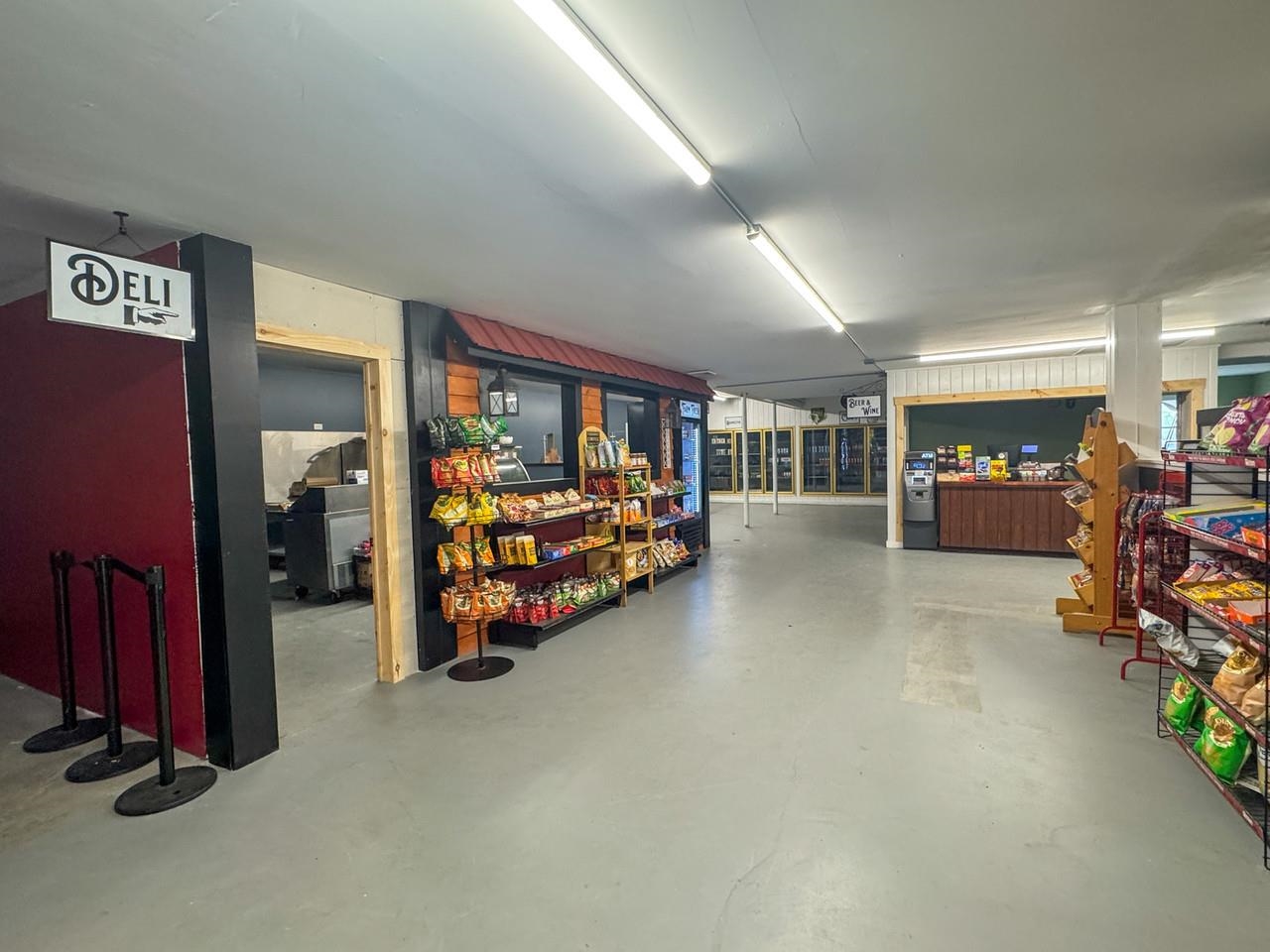 main property photo 9