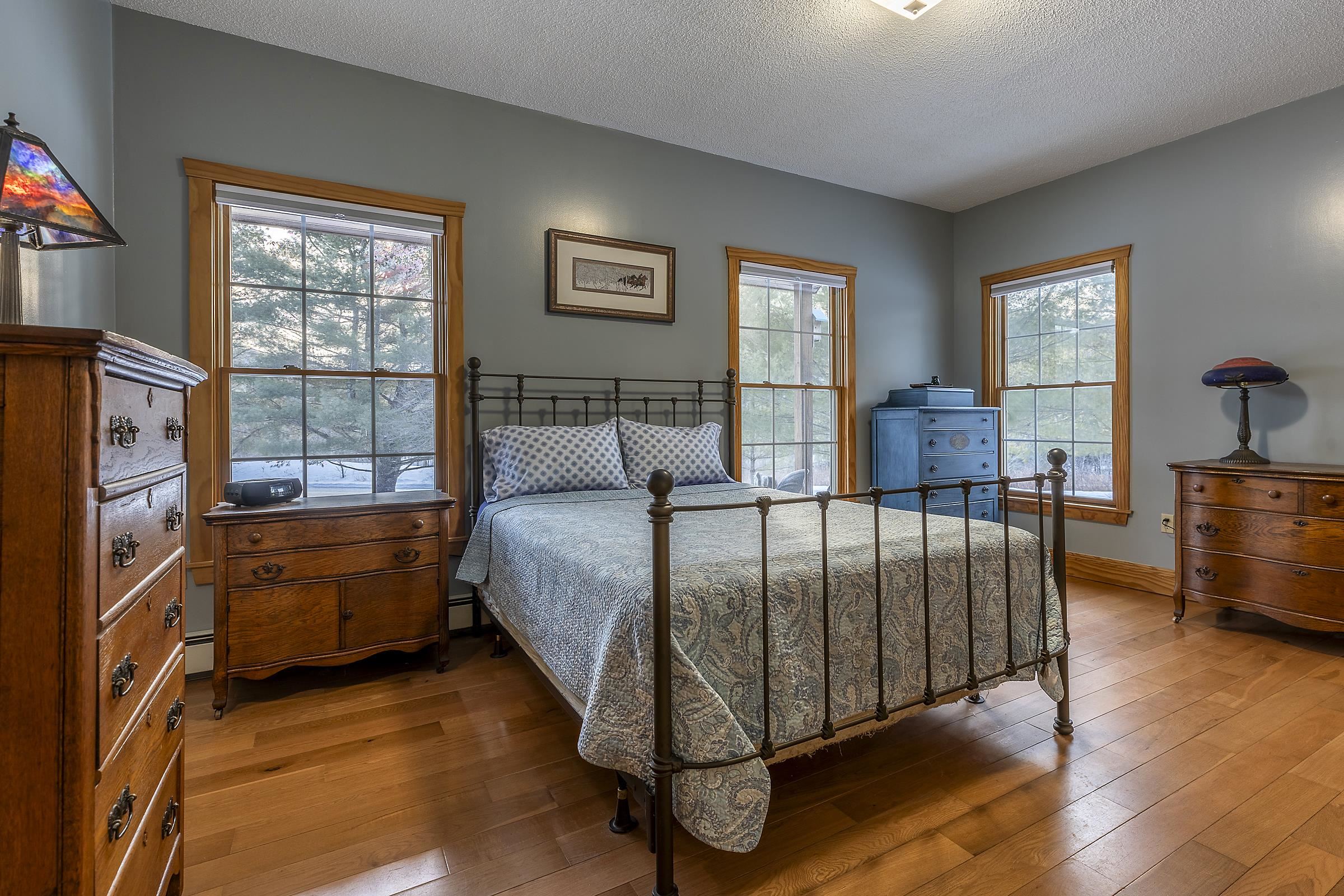 property viewer photo 12