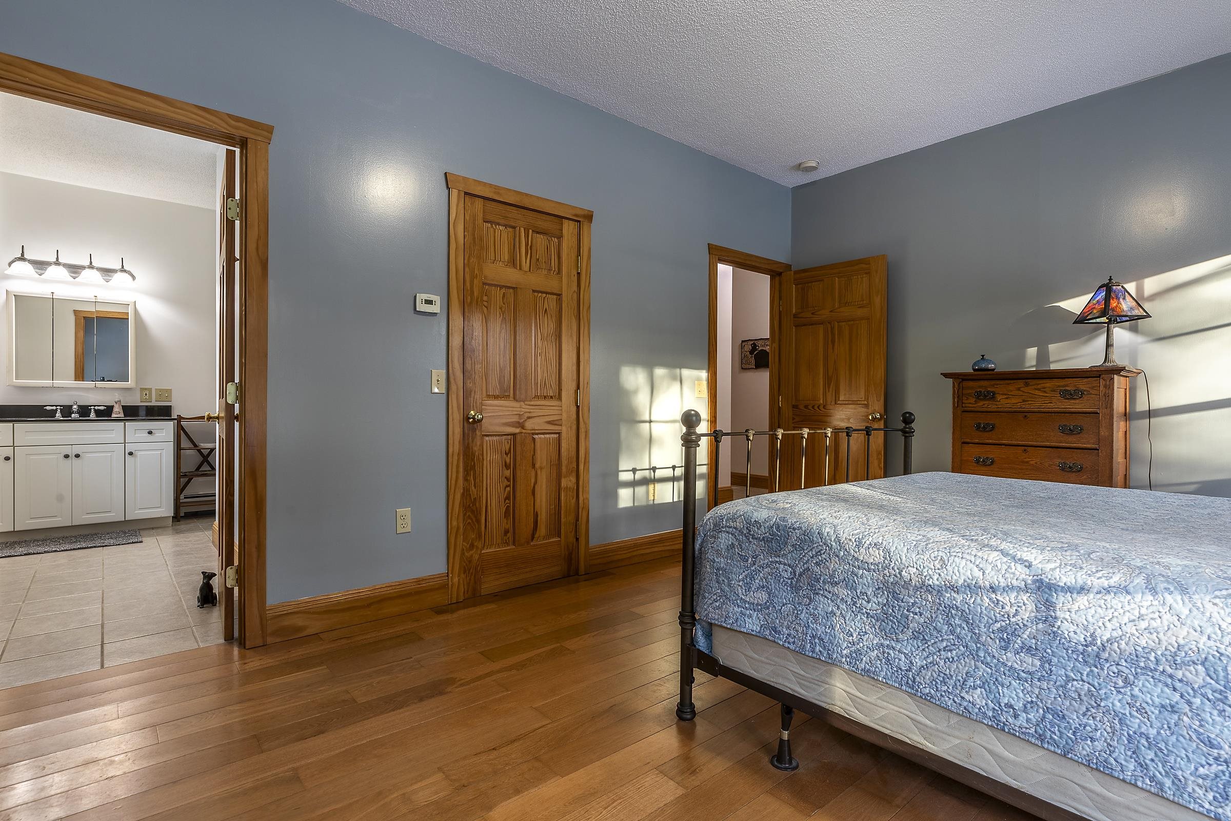property viewer photo 15