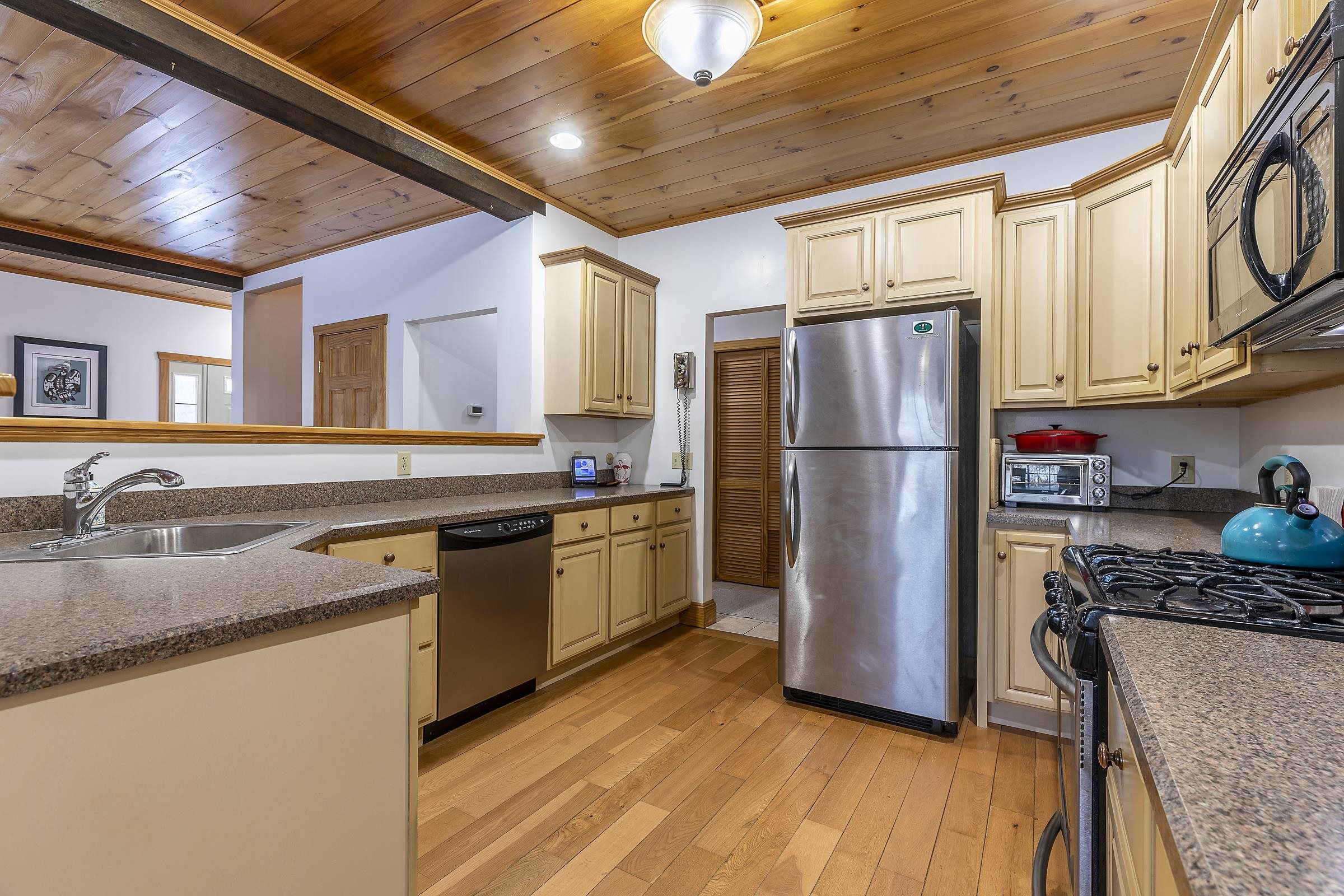 property viewer photo 4