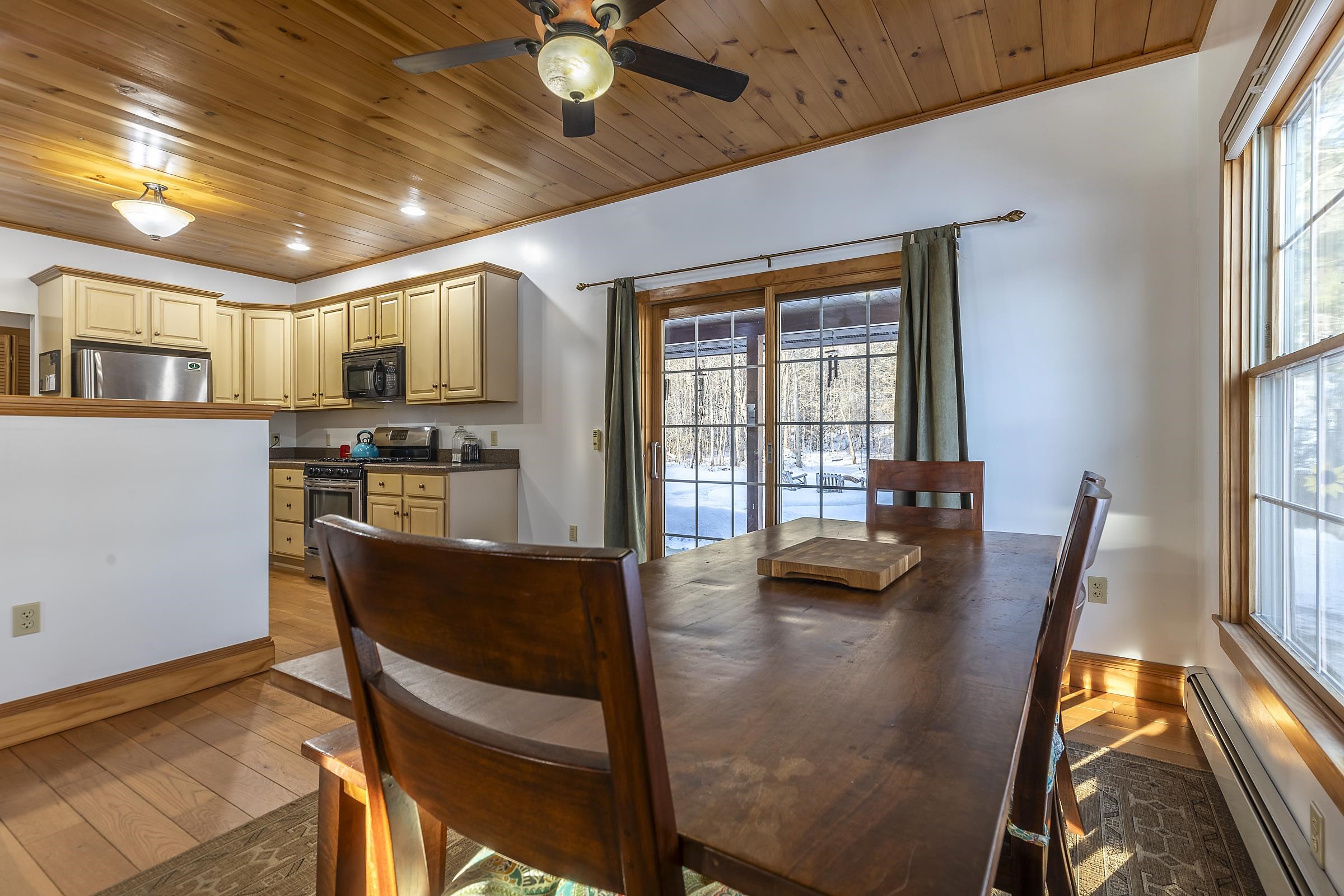 property viewer photo 9