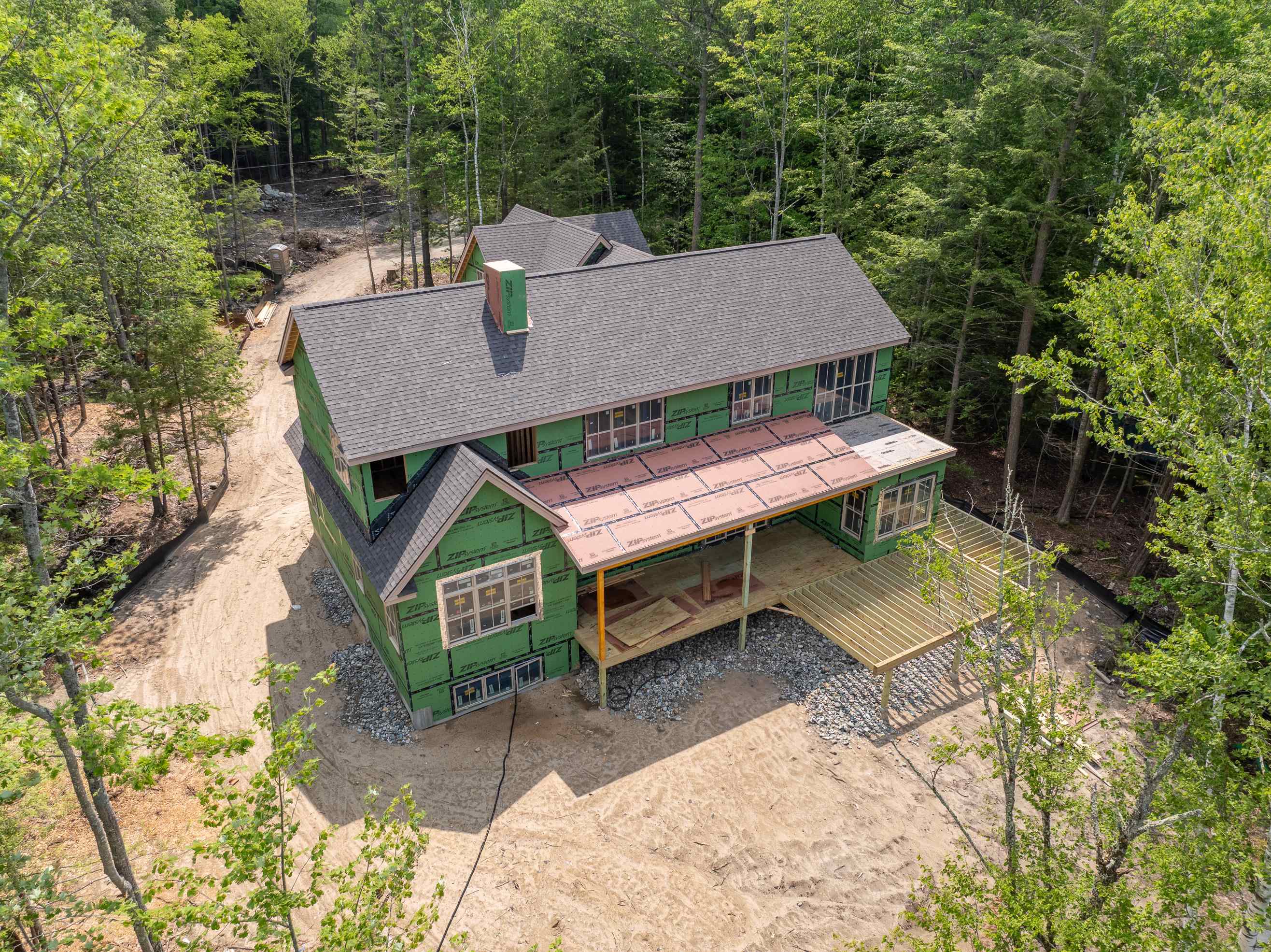 main property photo 9