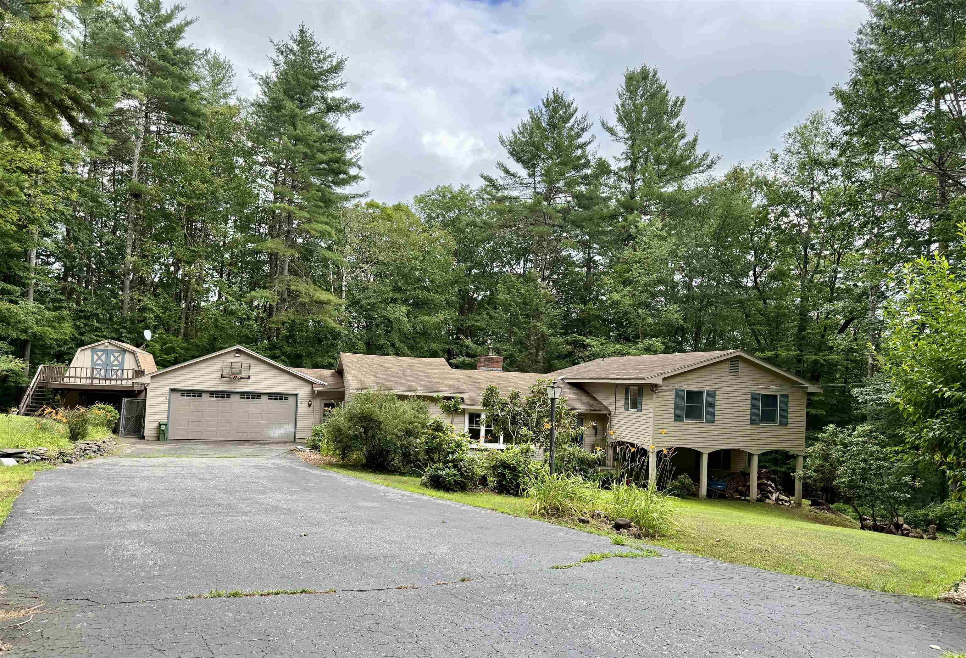 property viewer photo 1