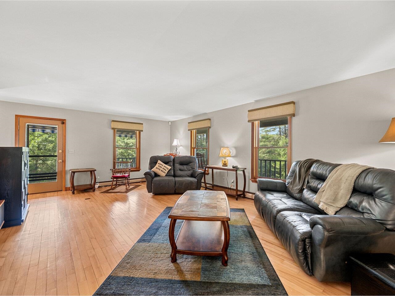 property viewer photo 20