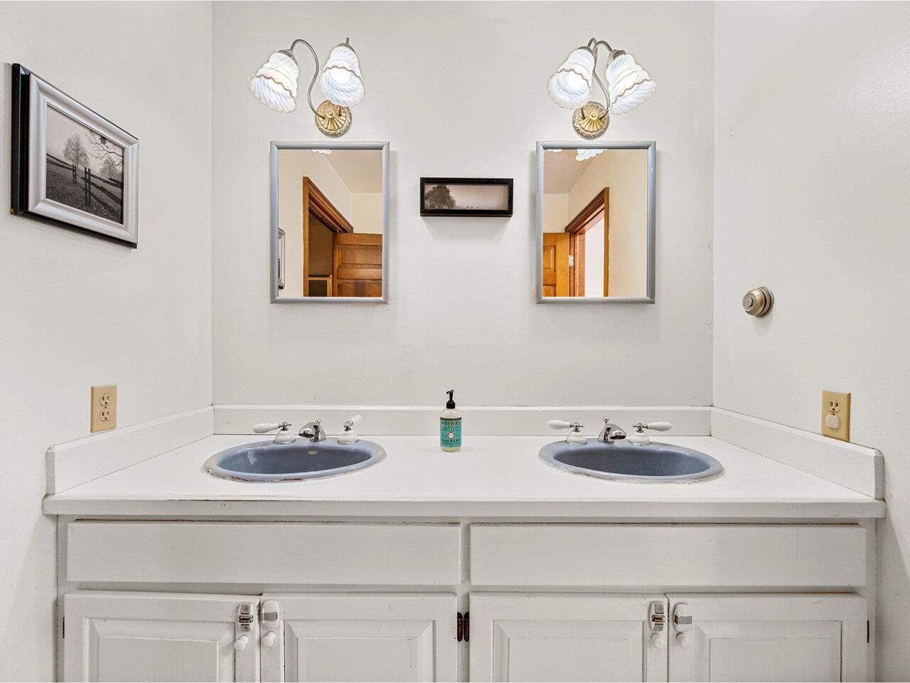 property viewer photo 25