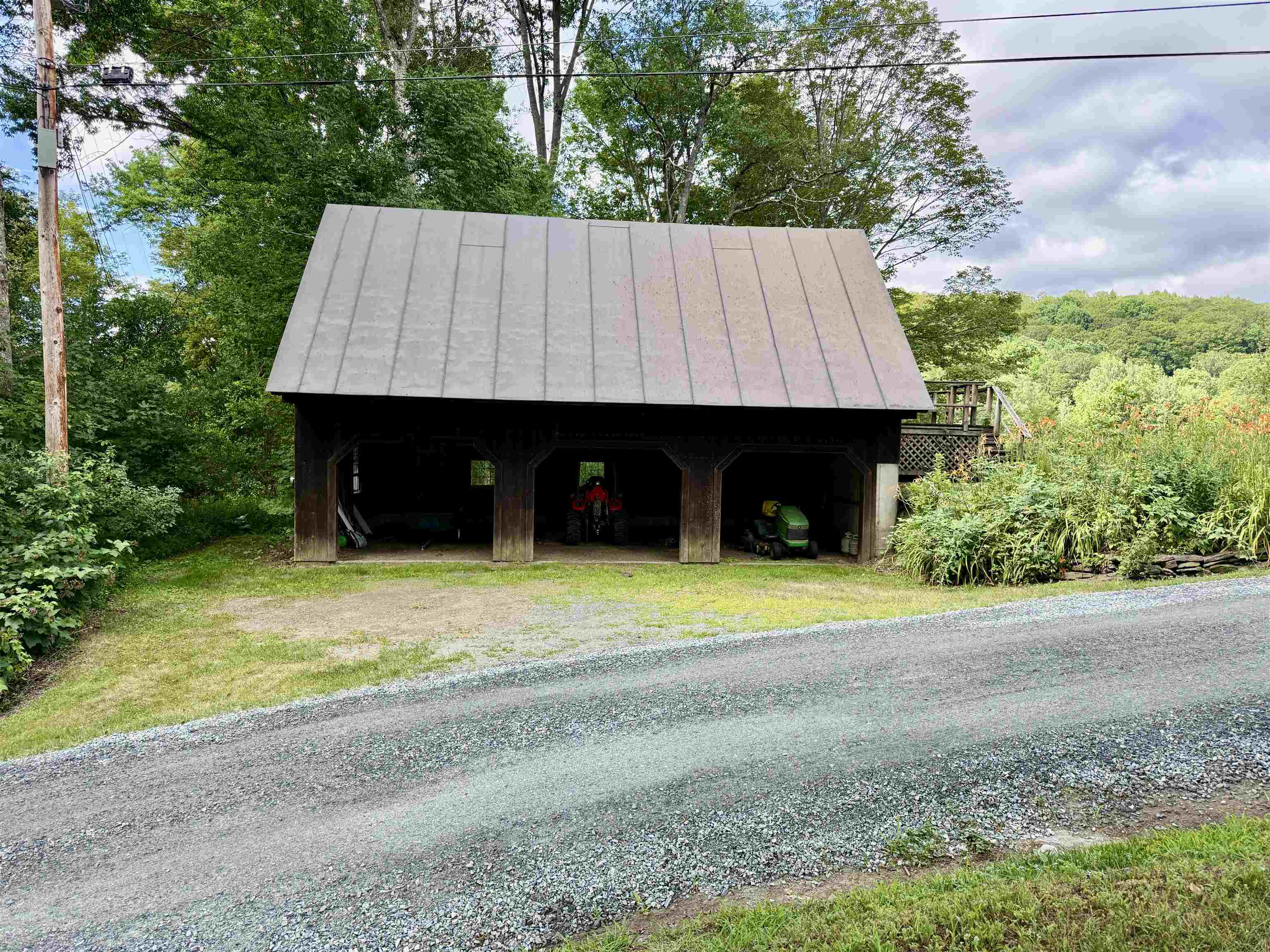 main property photo 5