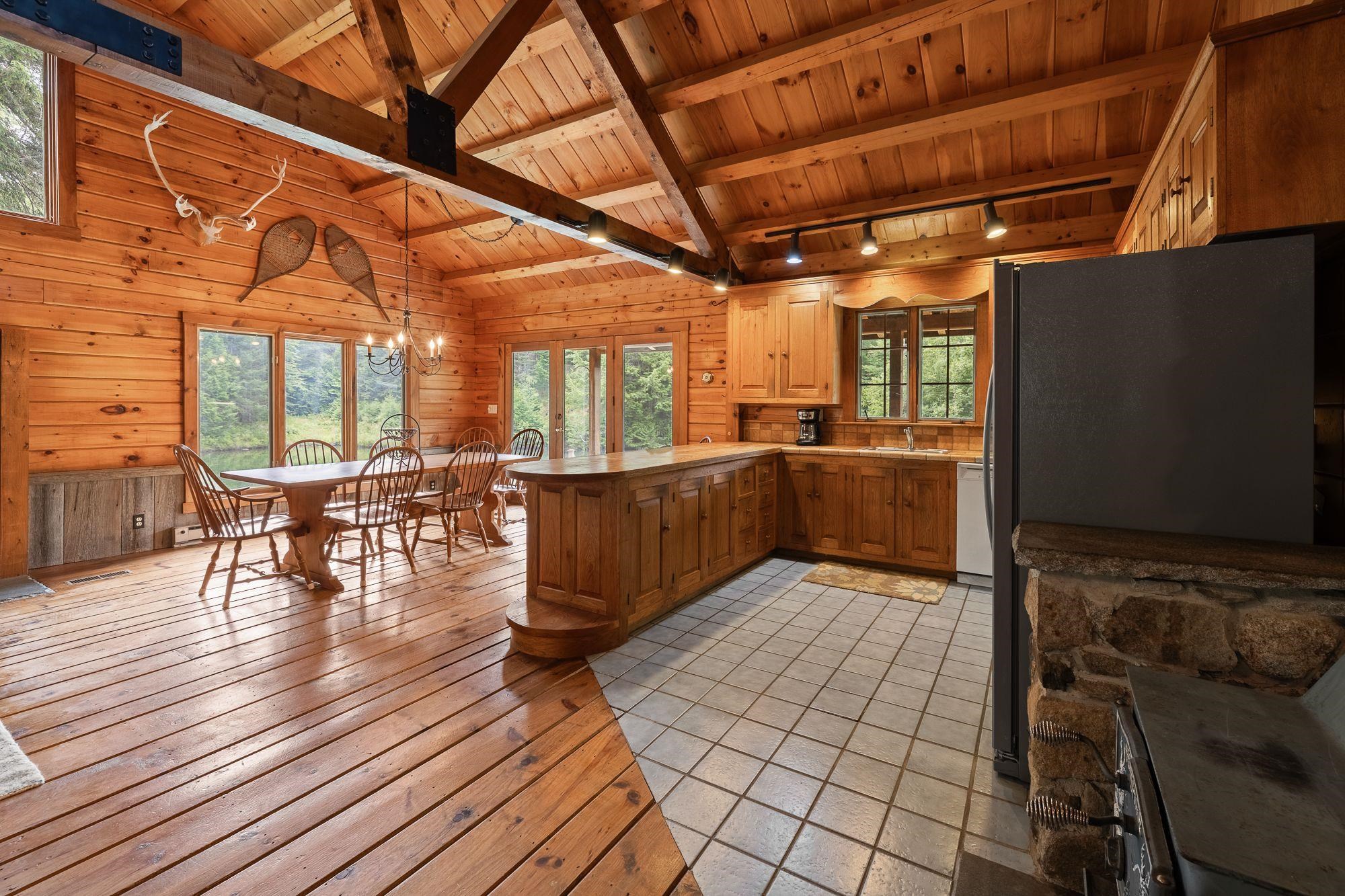 property viewer photo 3