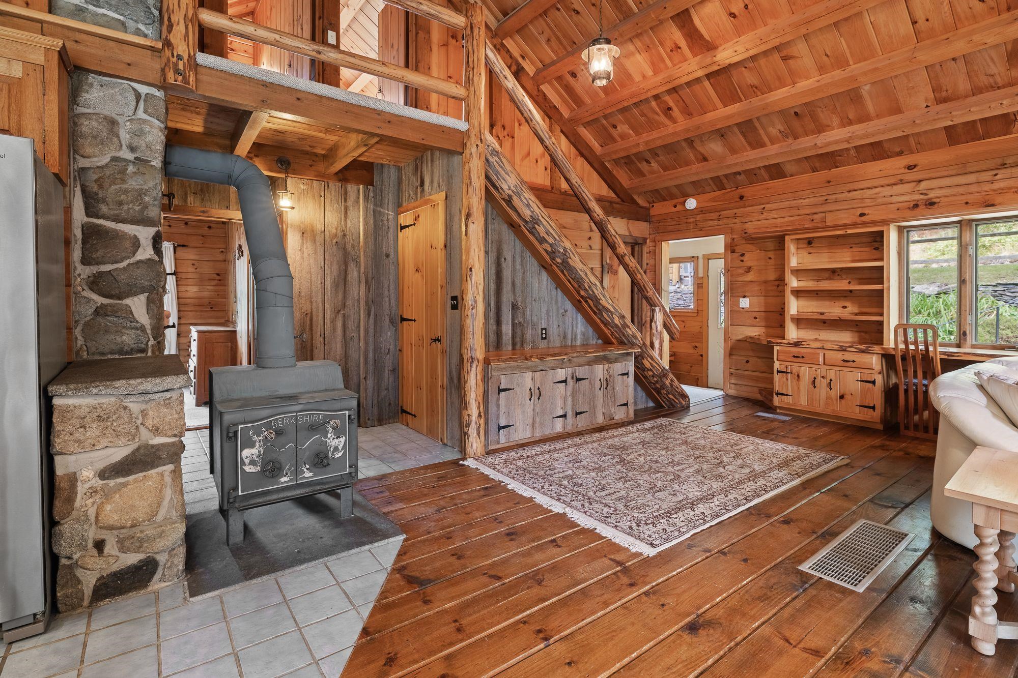 property viewer photo 6