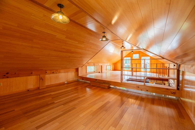 property viewer photo 25