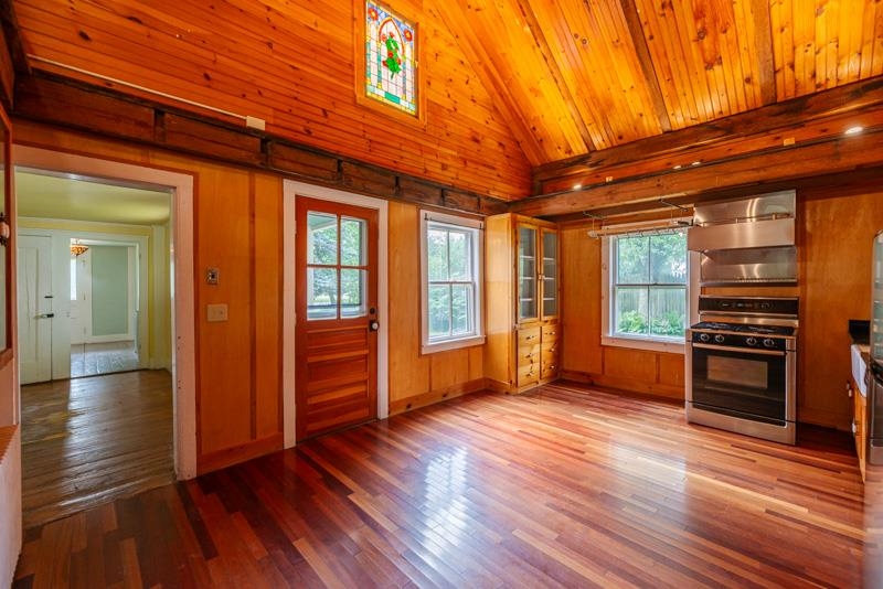 property viewer photo 4