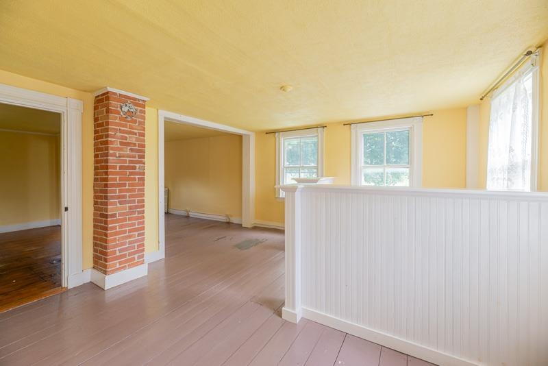 property viewer photo 9
