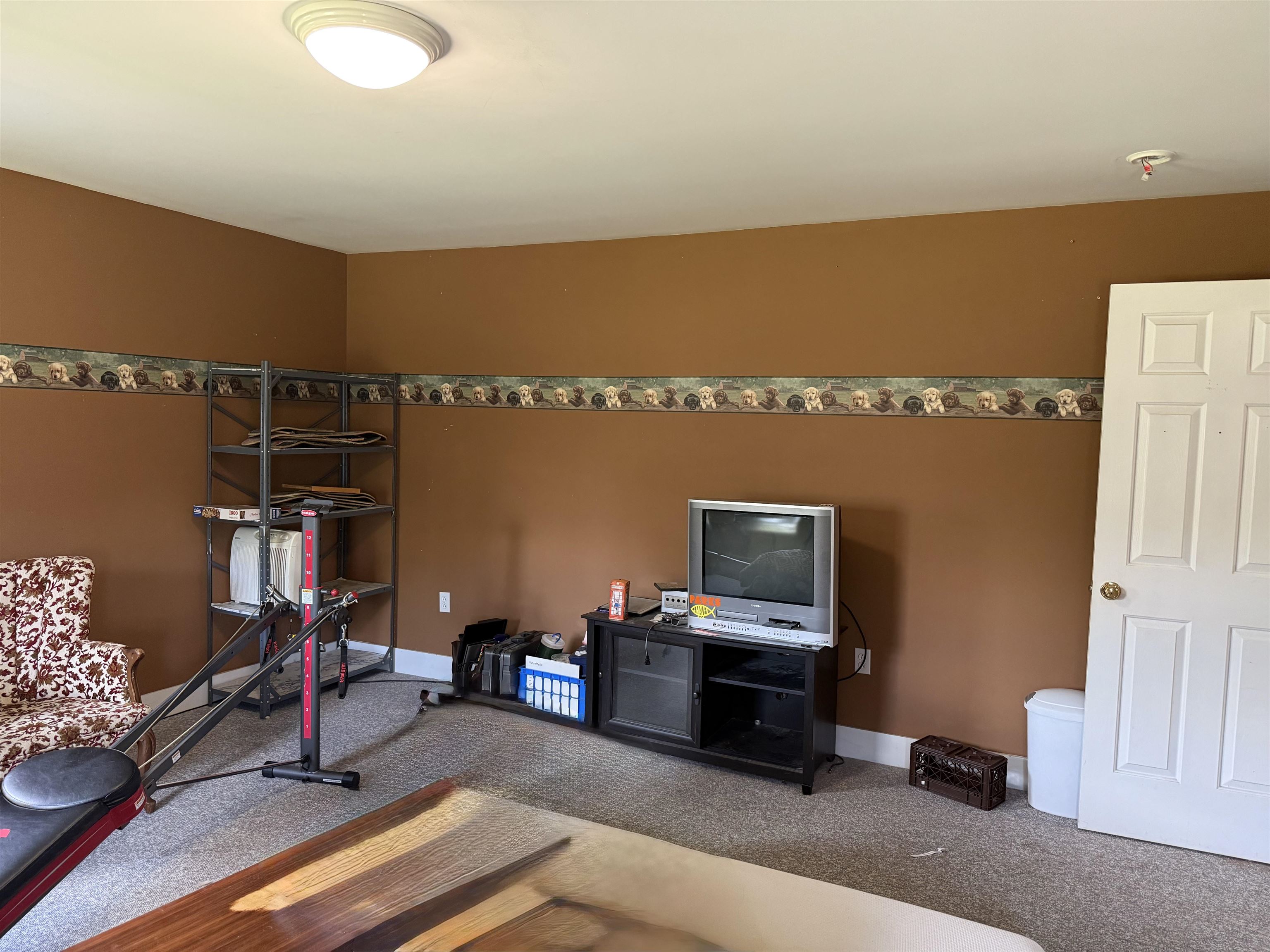 main property photo 17