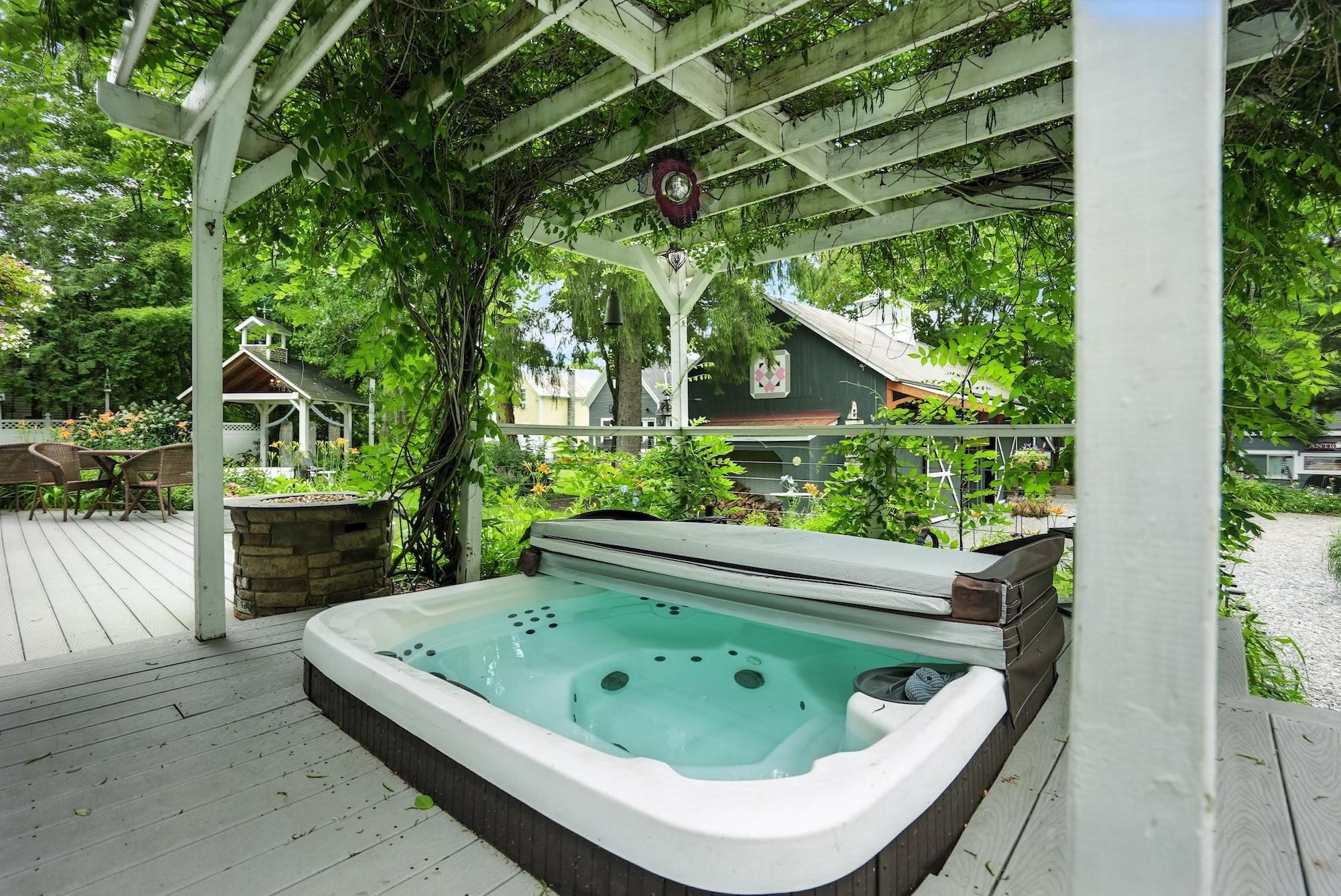 main property photo 22