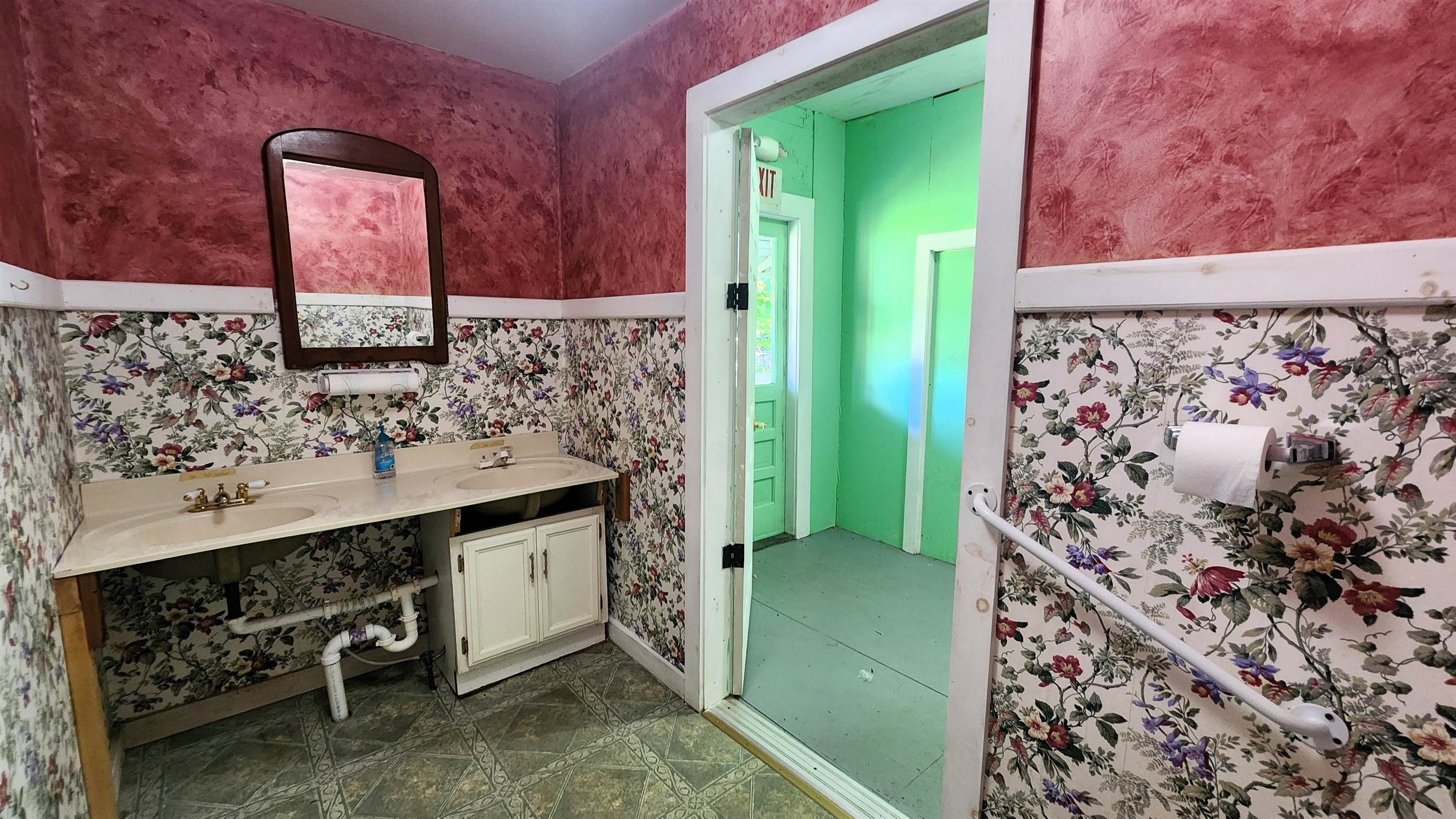 main property photo 15