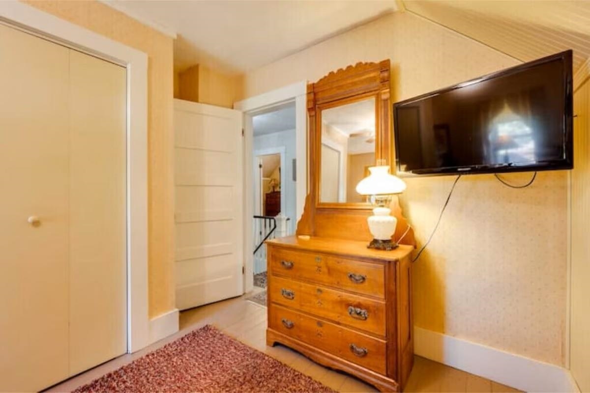 main property photo 58