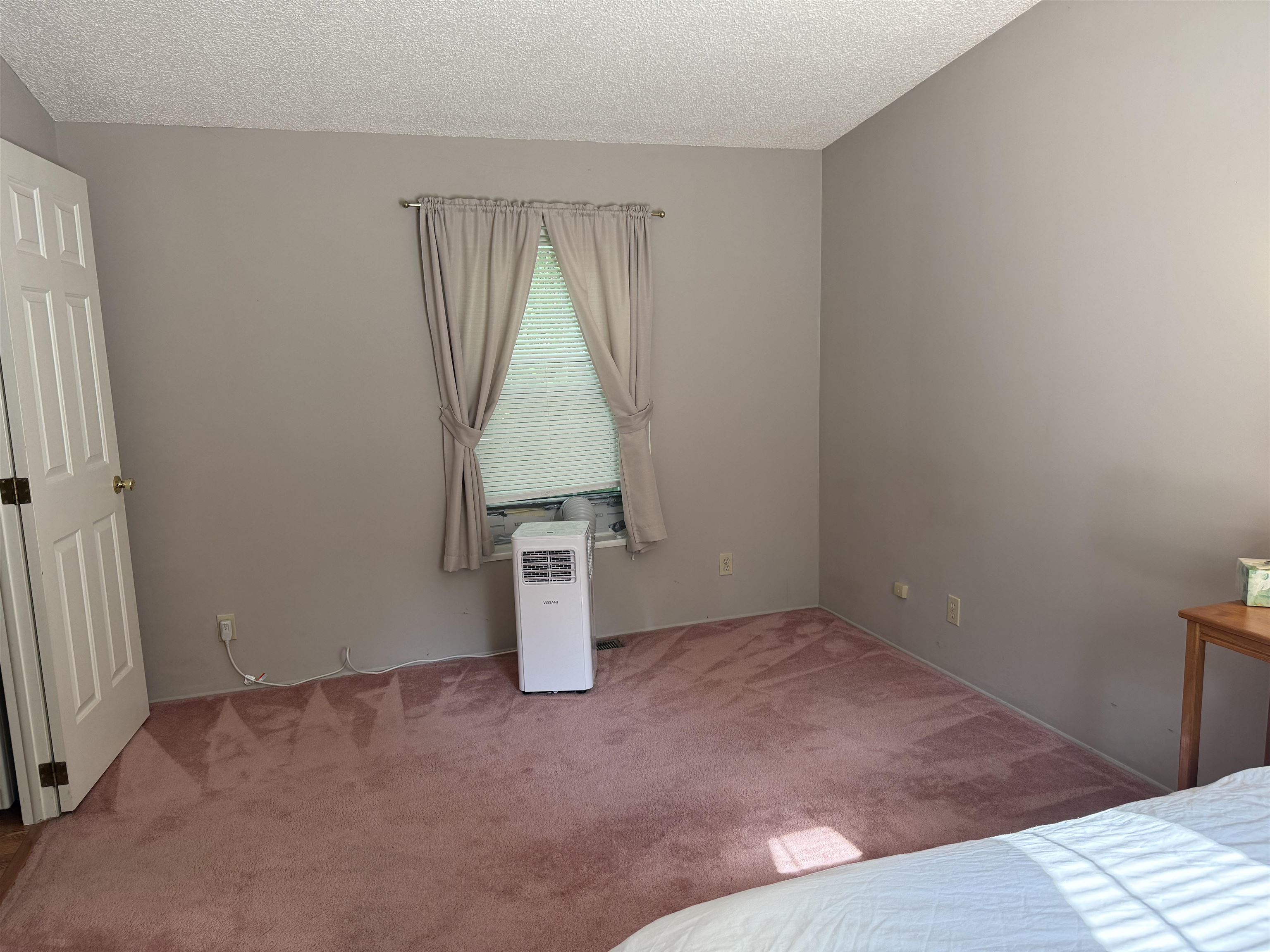 property viewer photo 15