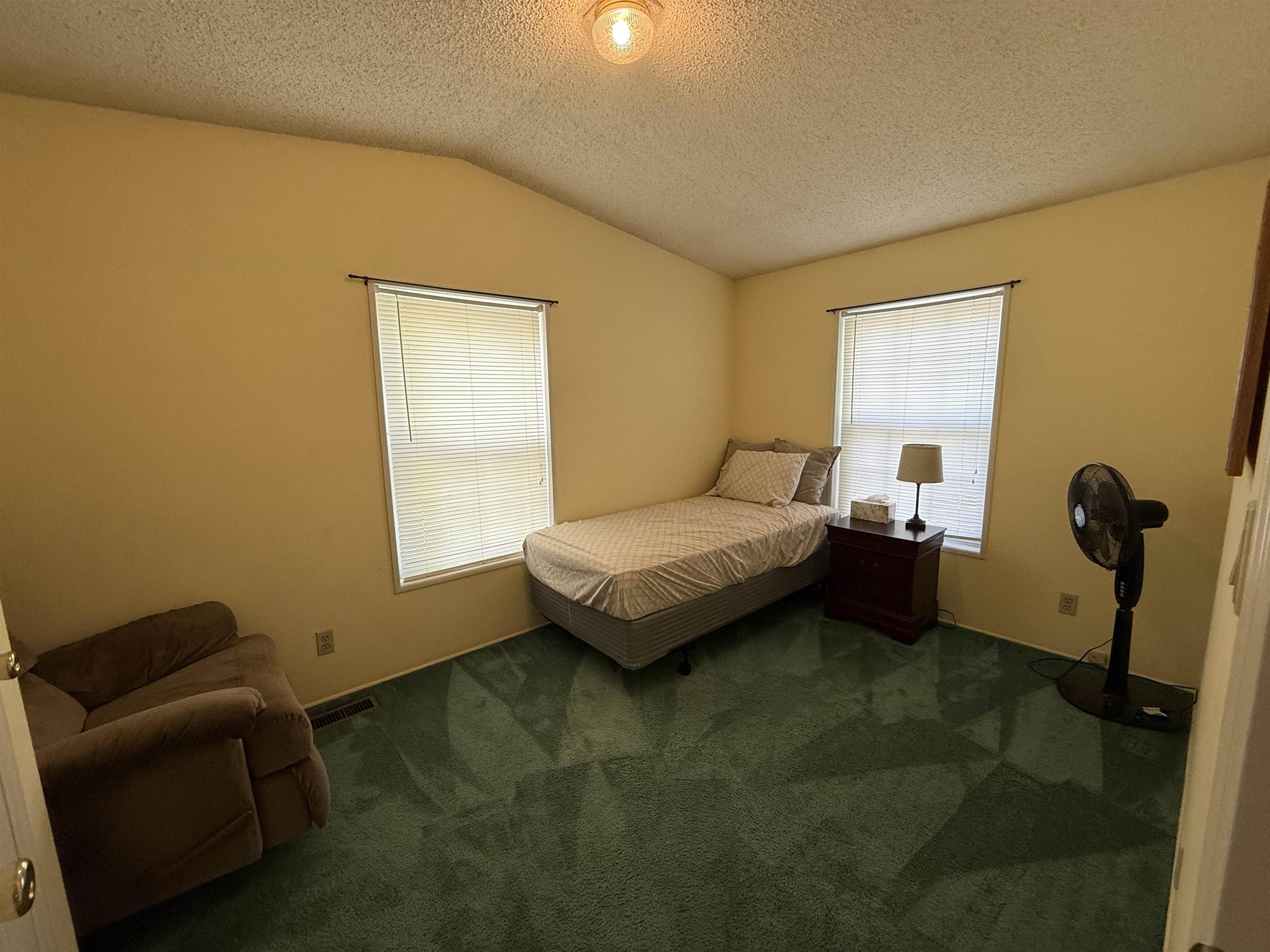property viewer photo 4
