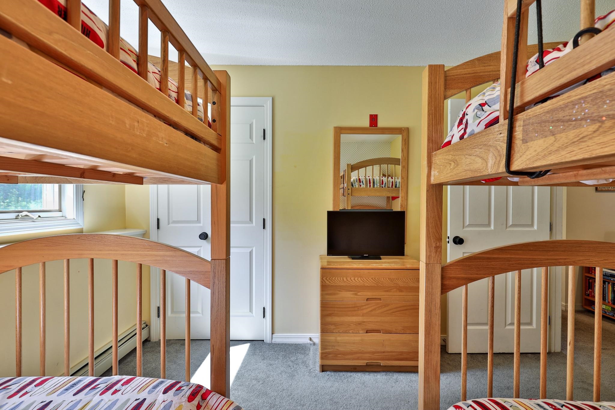 property viewer photo 25