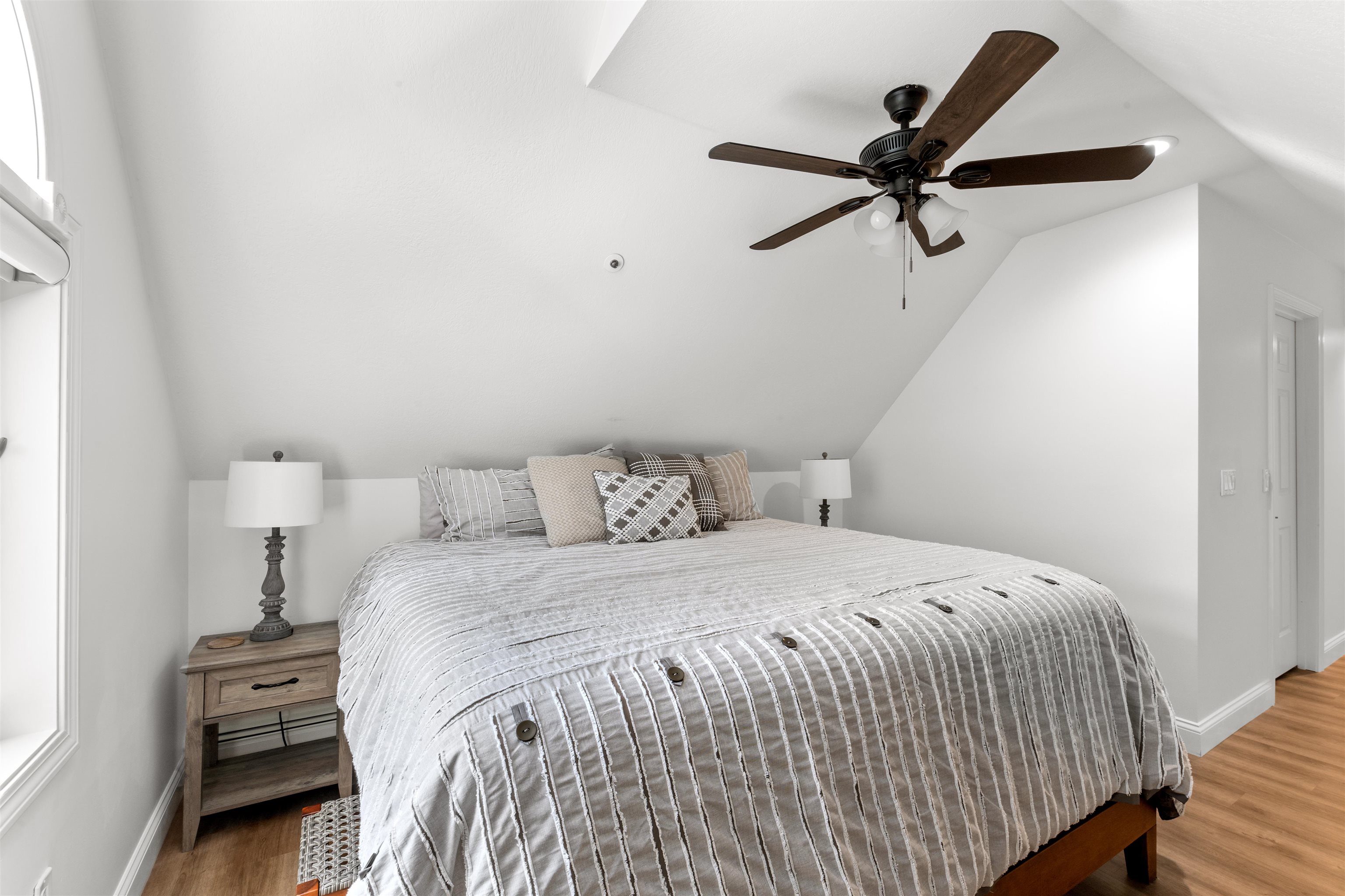 property viewer photo 21