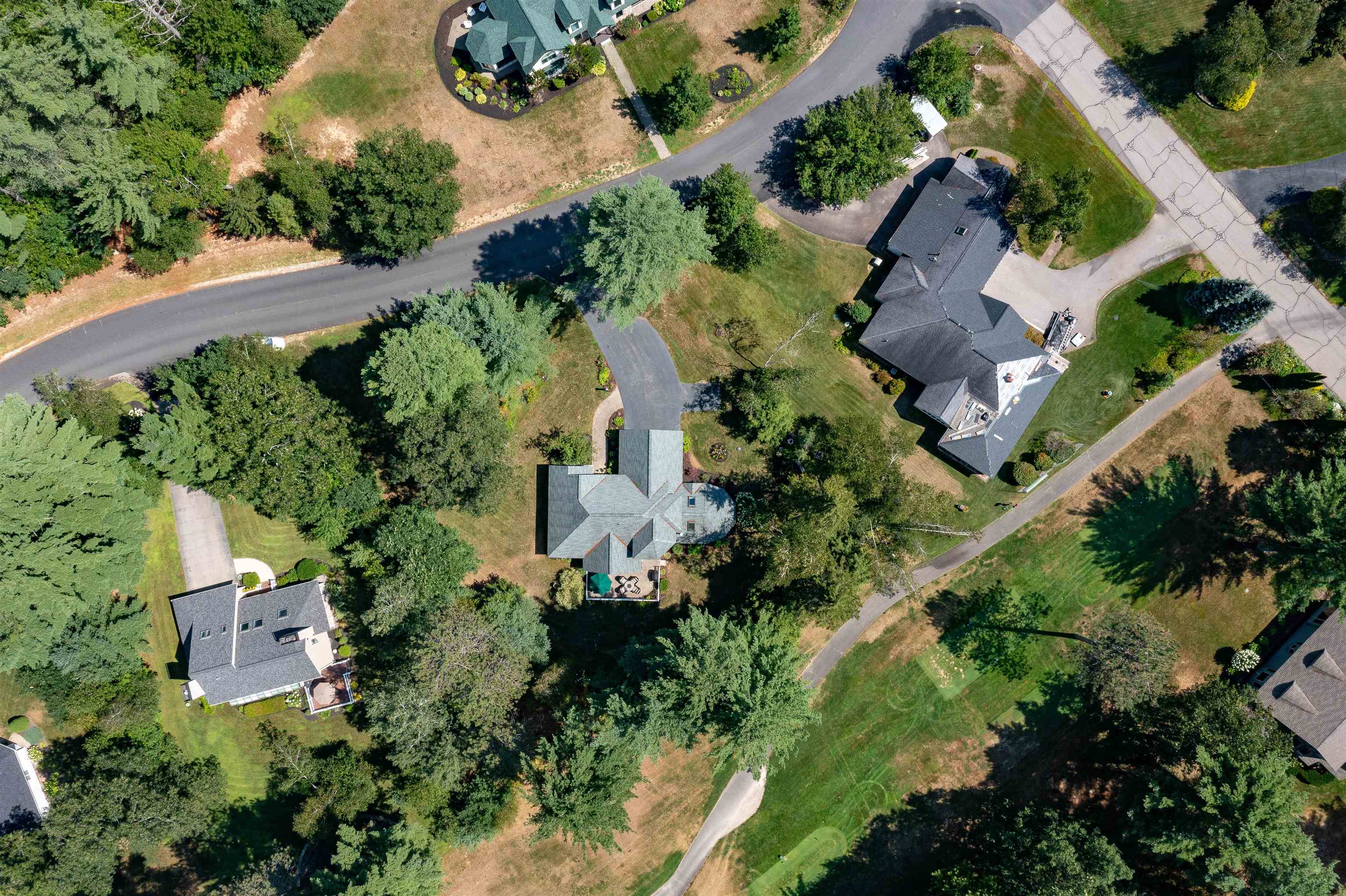 property viewer photo 36
