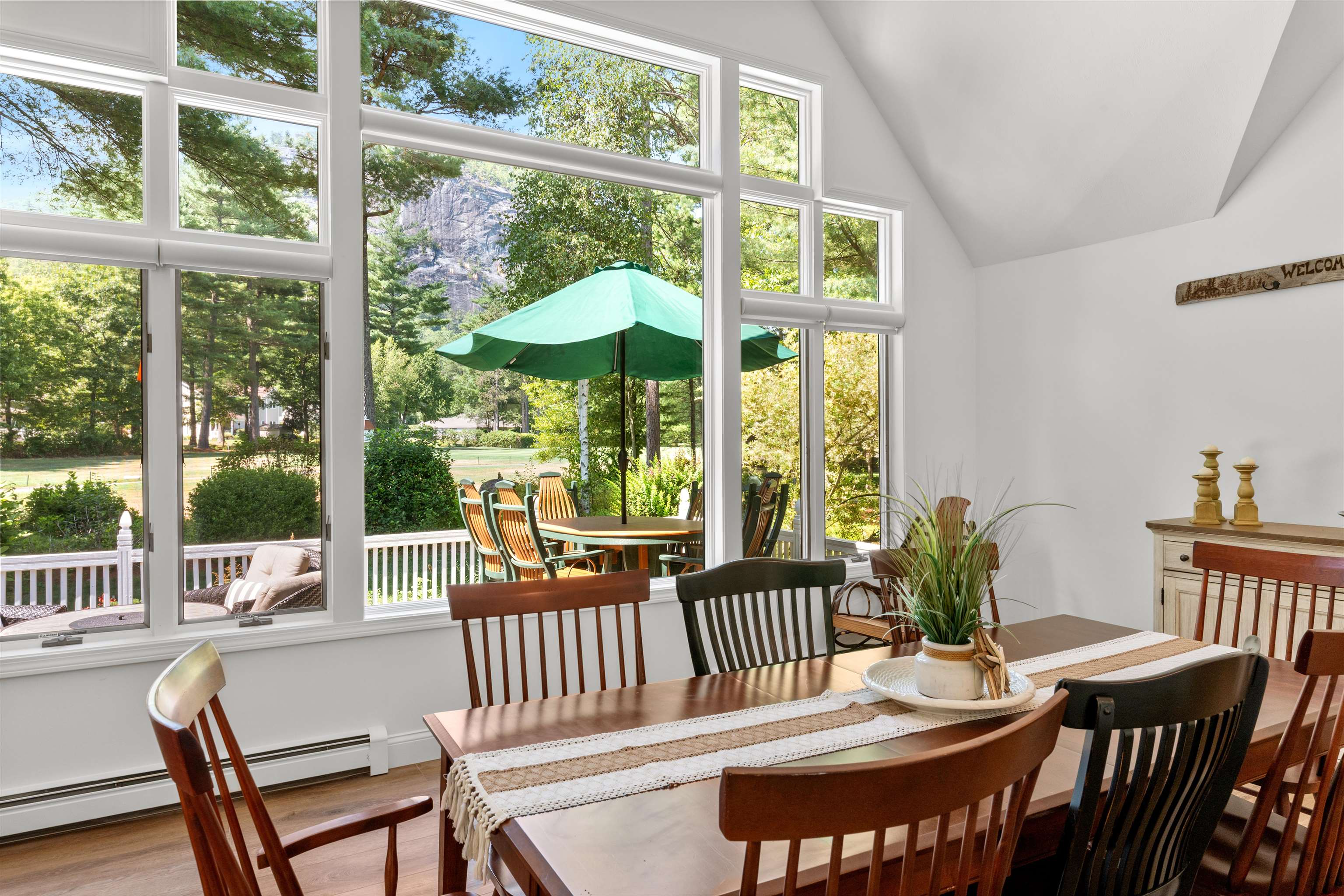property viewer photo 8