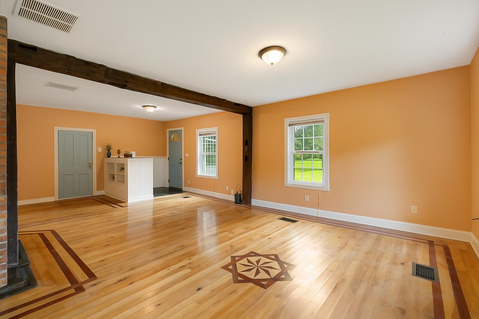 property viewer photo 2