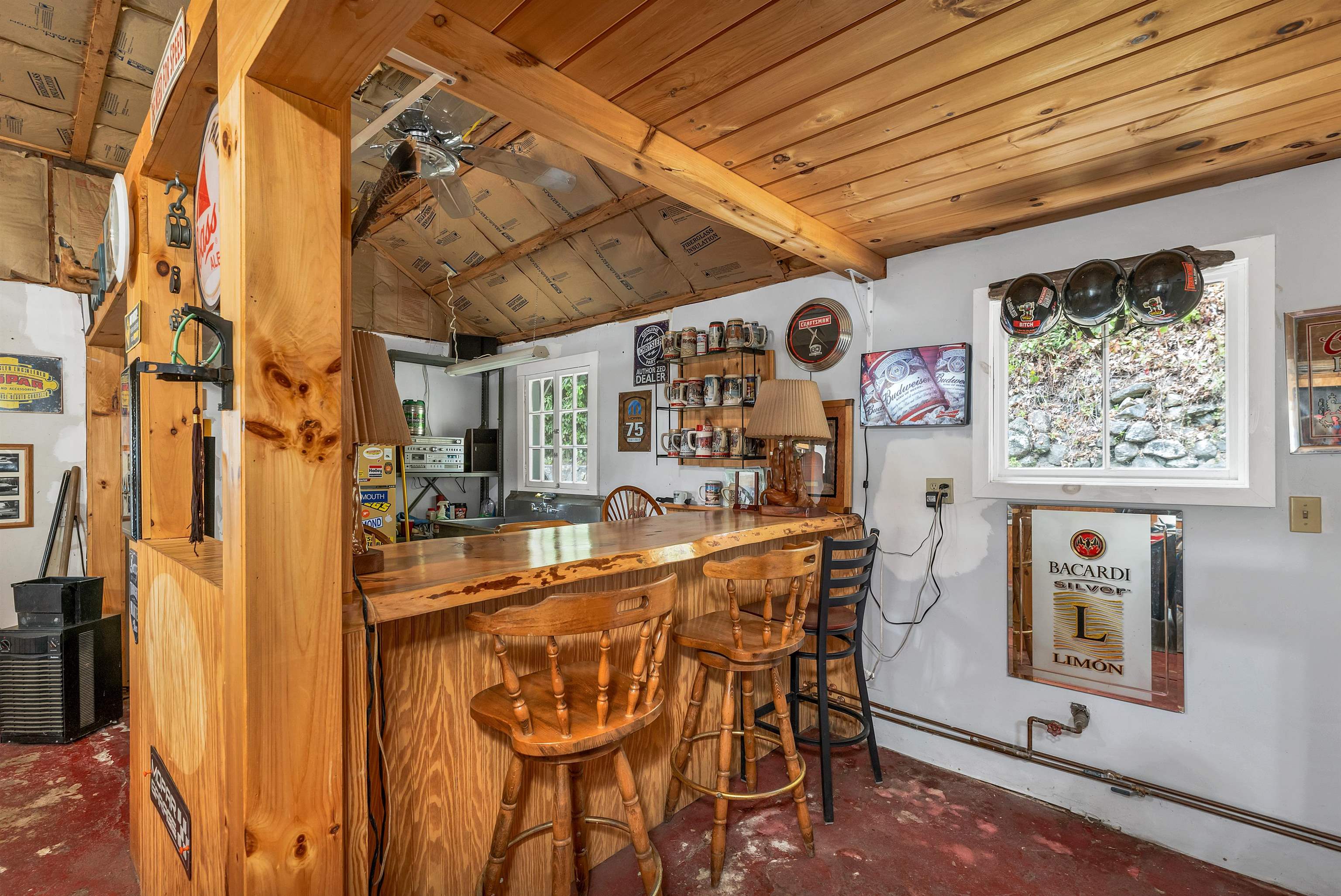 main property photo 50
