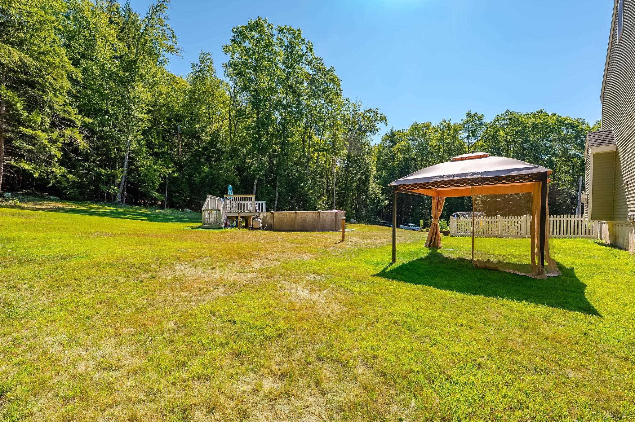 property viewer photo 44