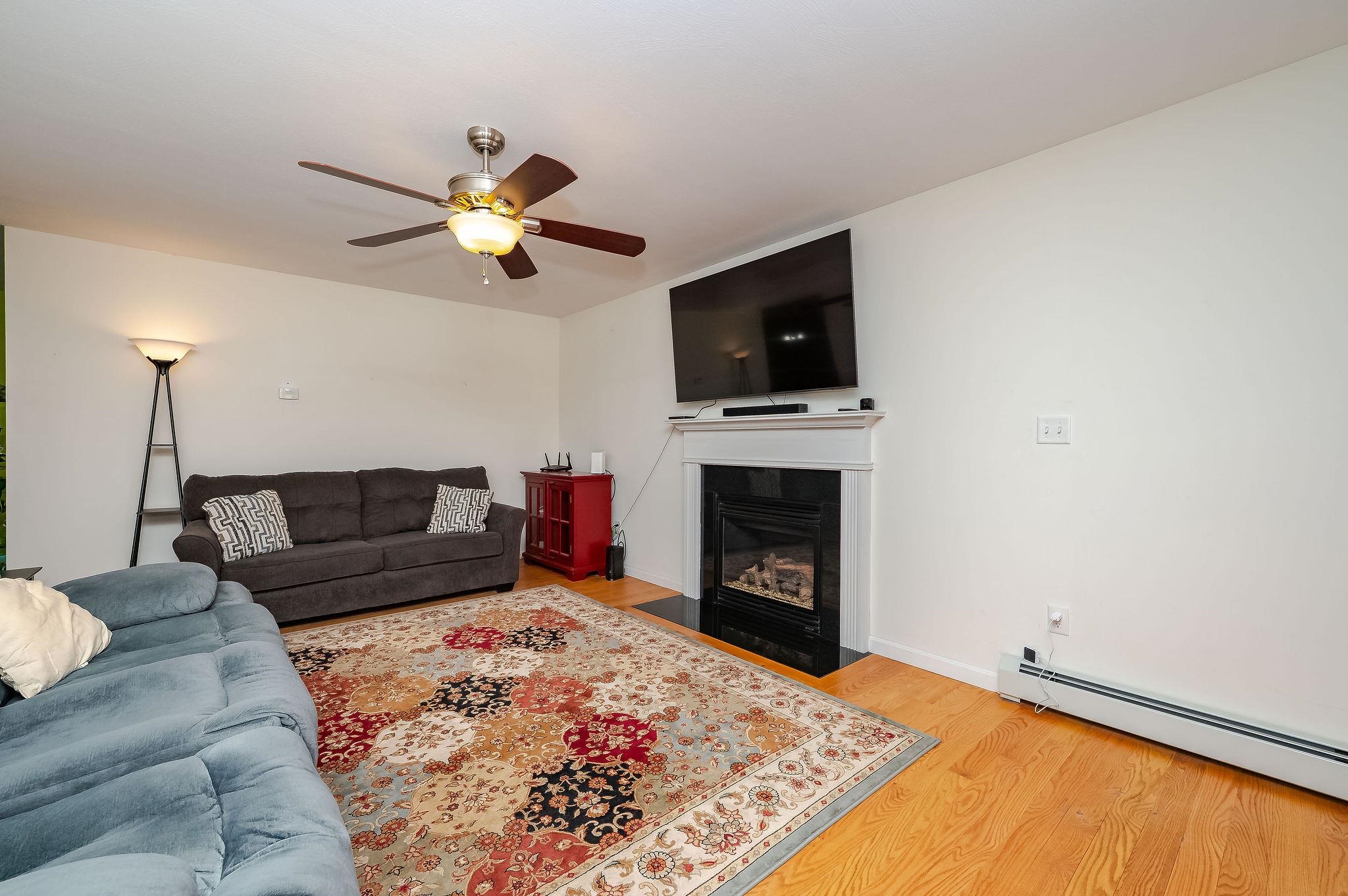 property viewer photo 7