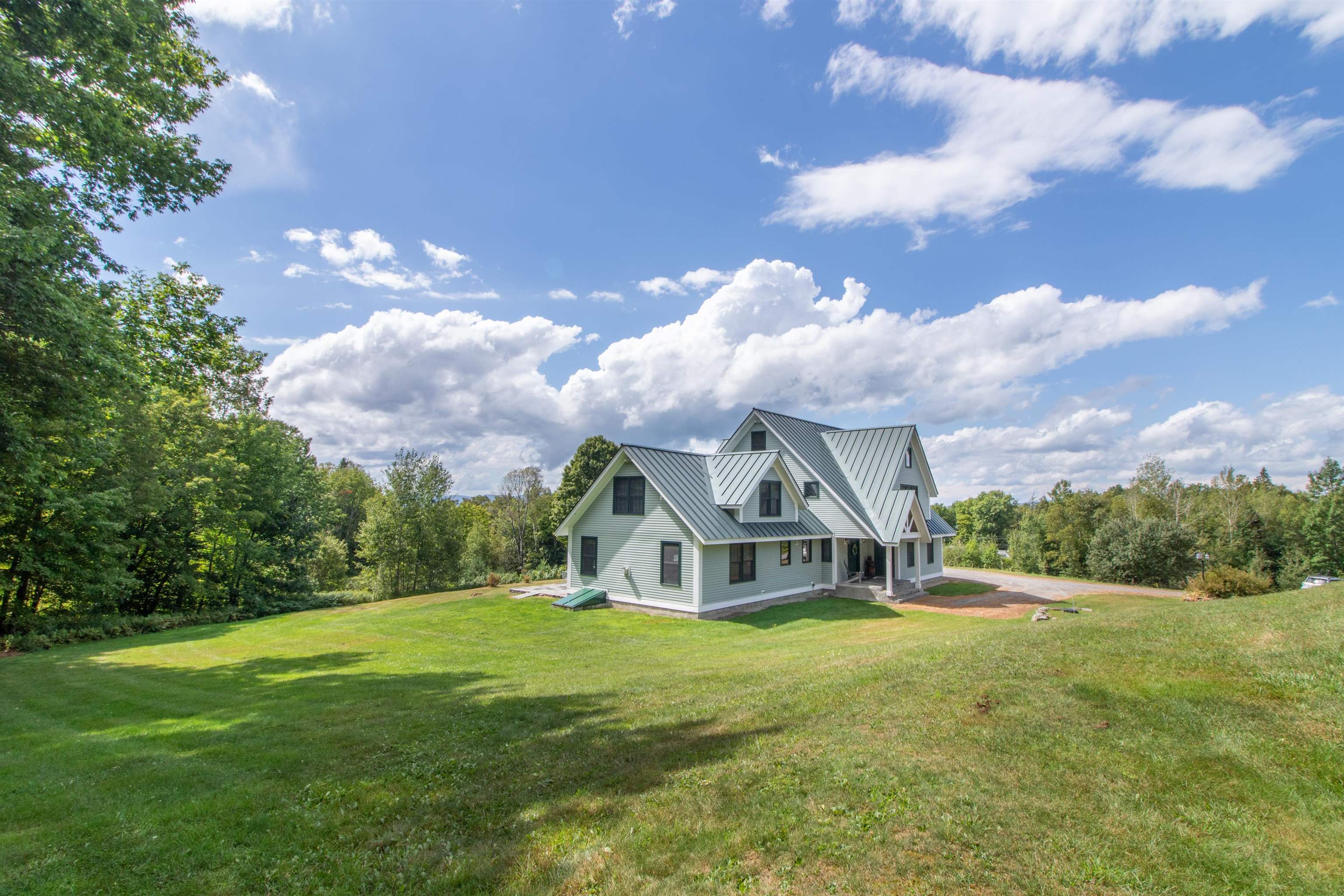 main property photo 59