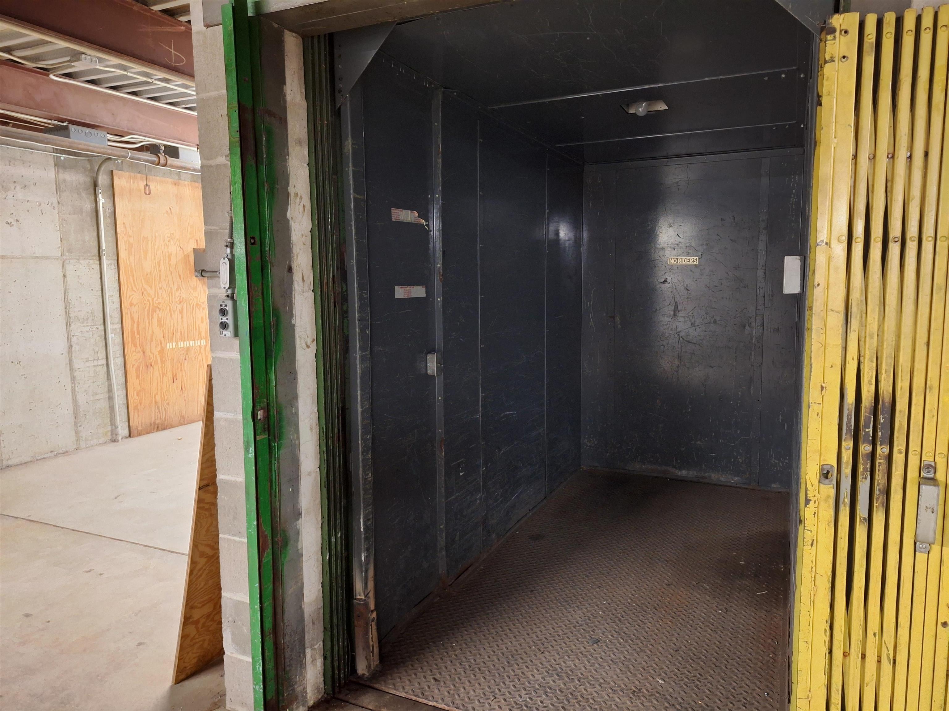main property photo 16
