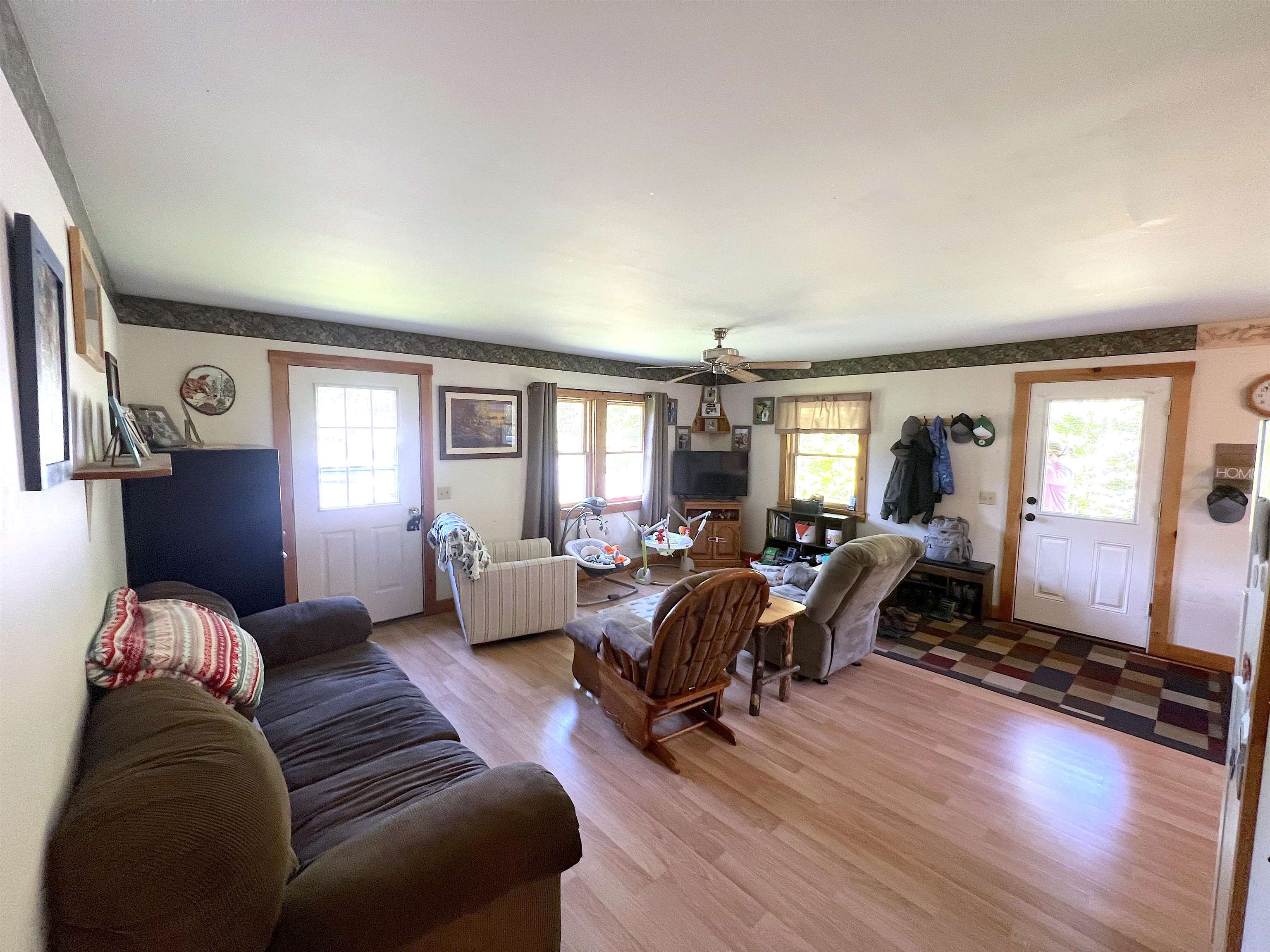 property viewer photo 15