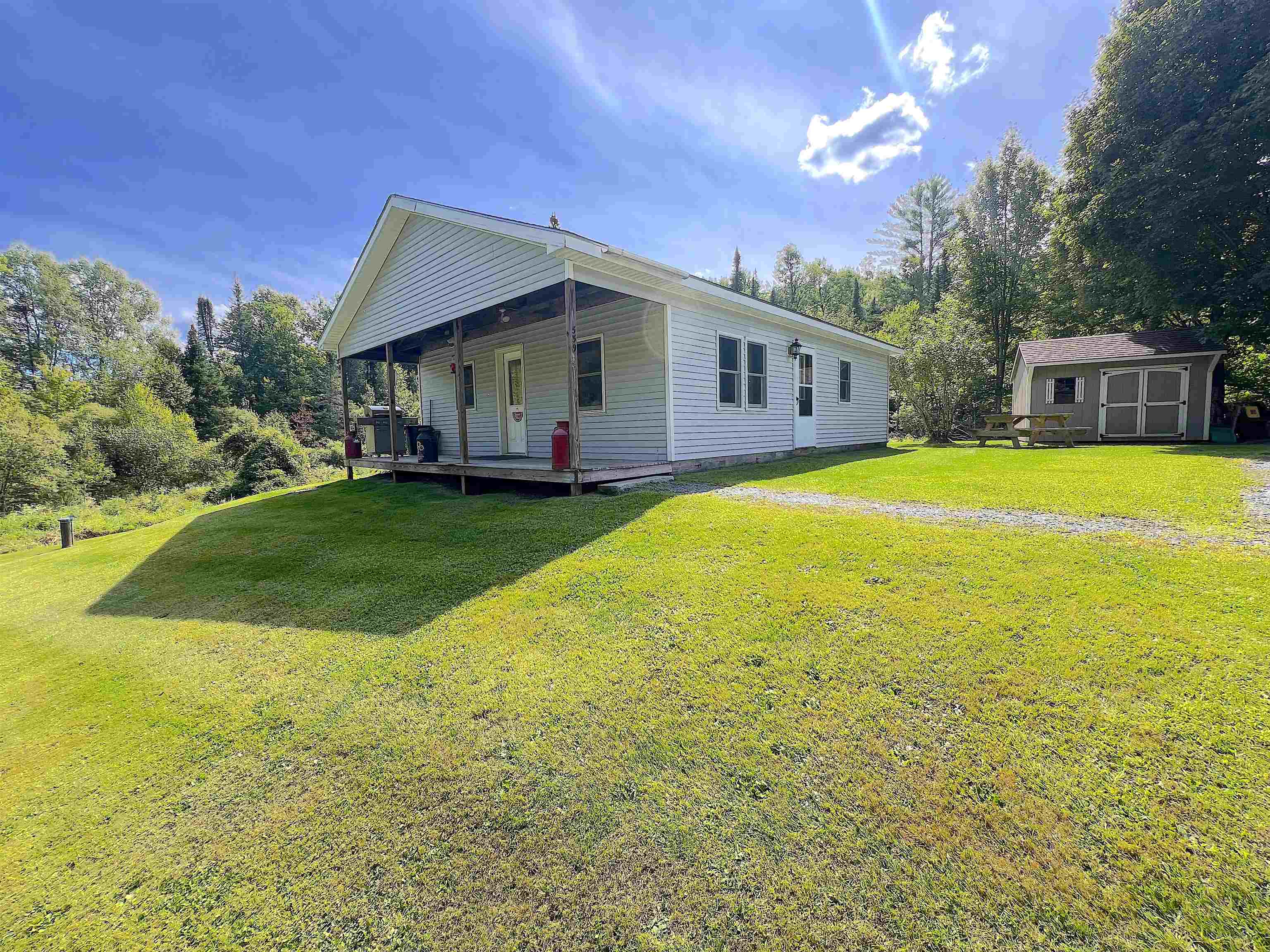 property viewer photo 2