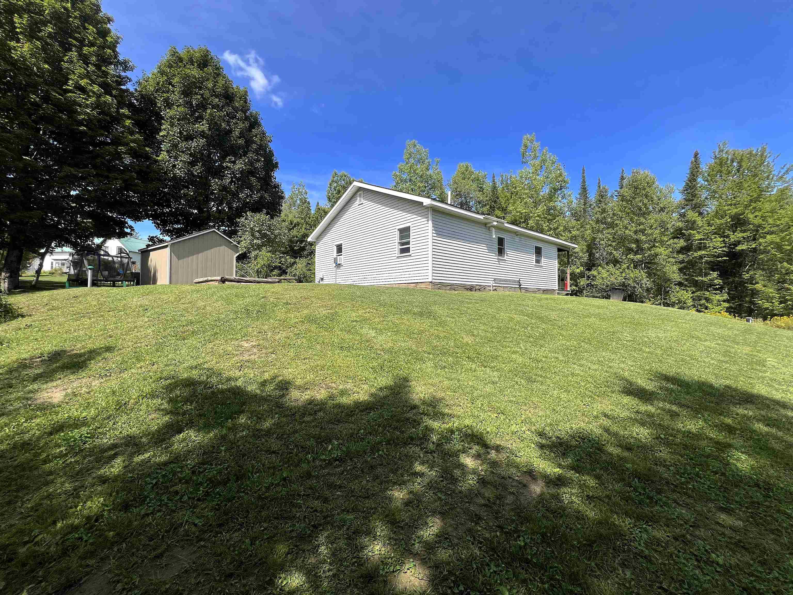 property viewer photo 6