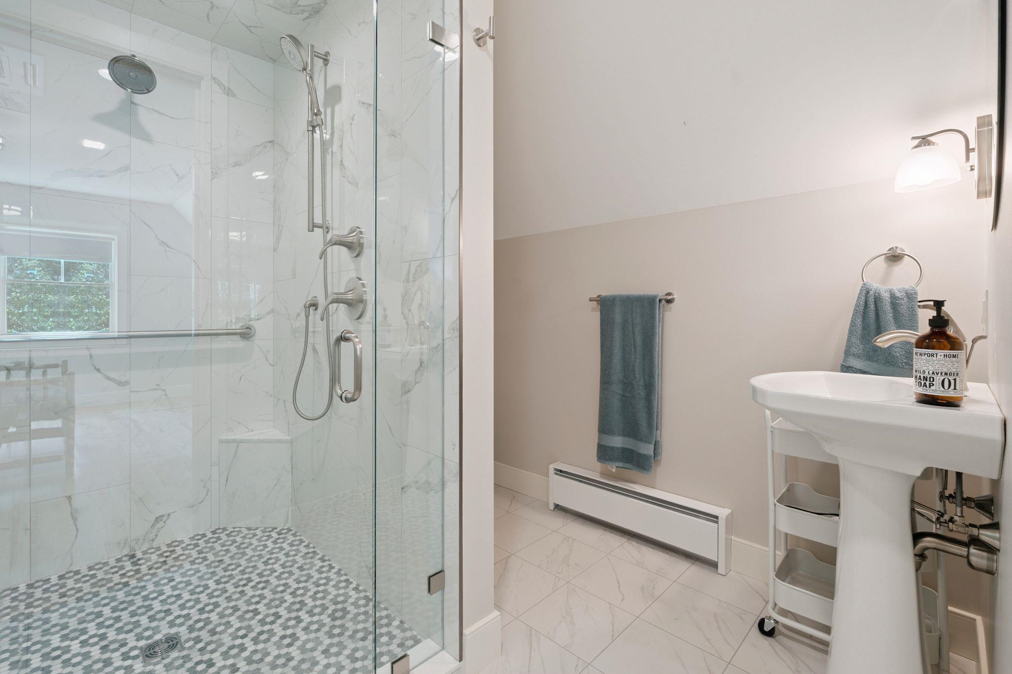 property viewer photo 24